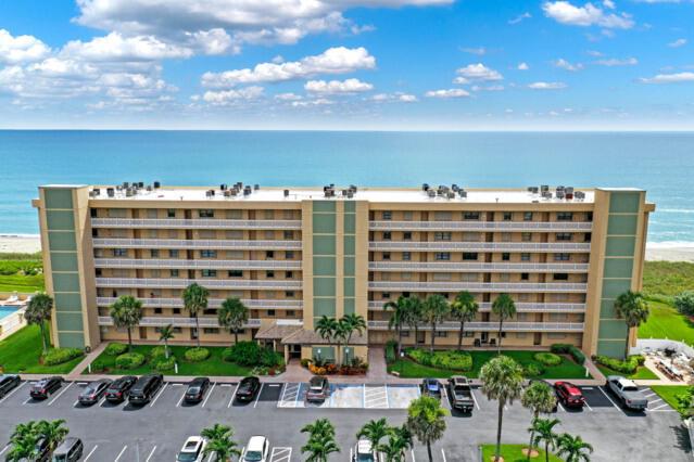 10200 S Ocean Dr #104