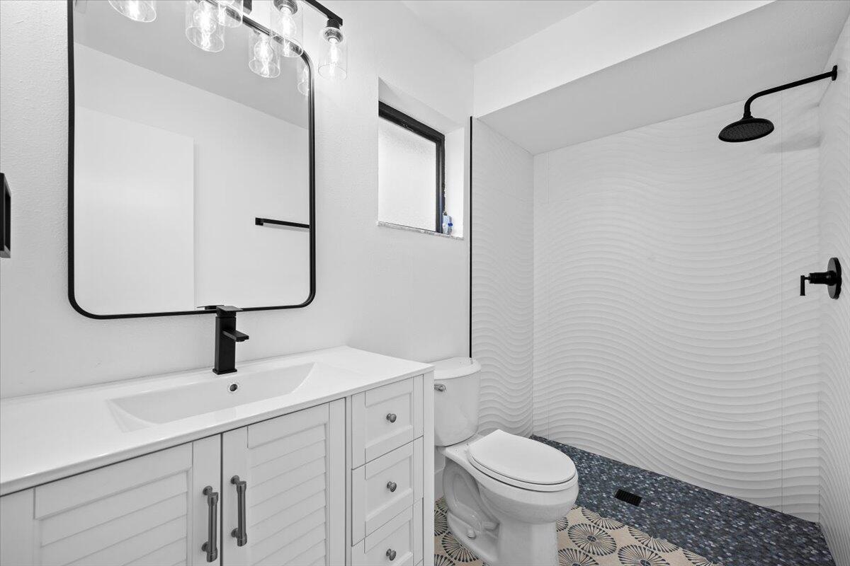 19052 SE Hillcrest Dr Tequesta, FL 33469