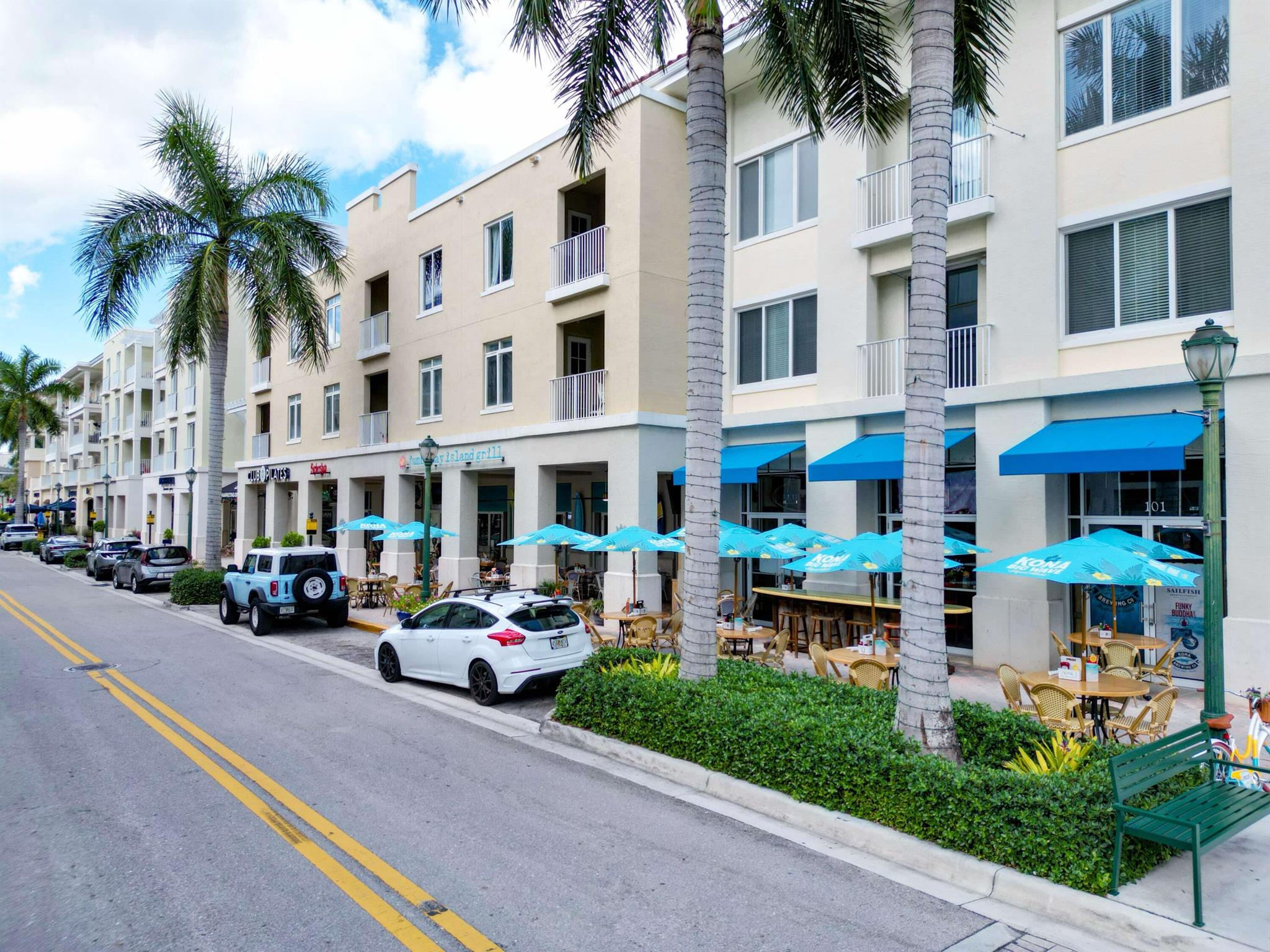 Undisclosed Address Jupiter, FL 33458