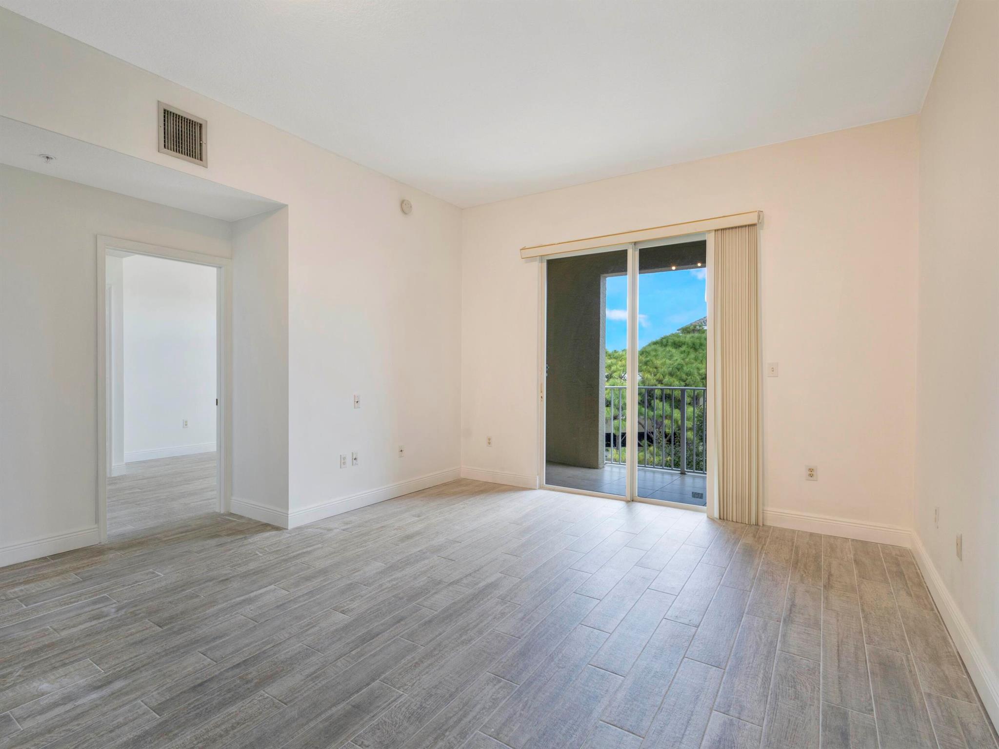 Undisclosed Address Jupiter, FL 33458