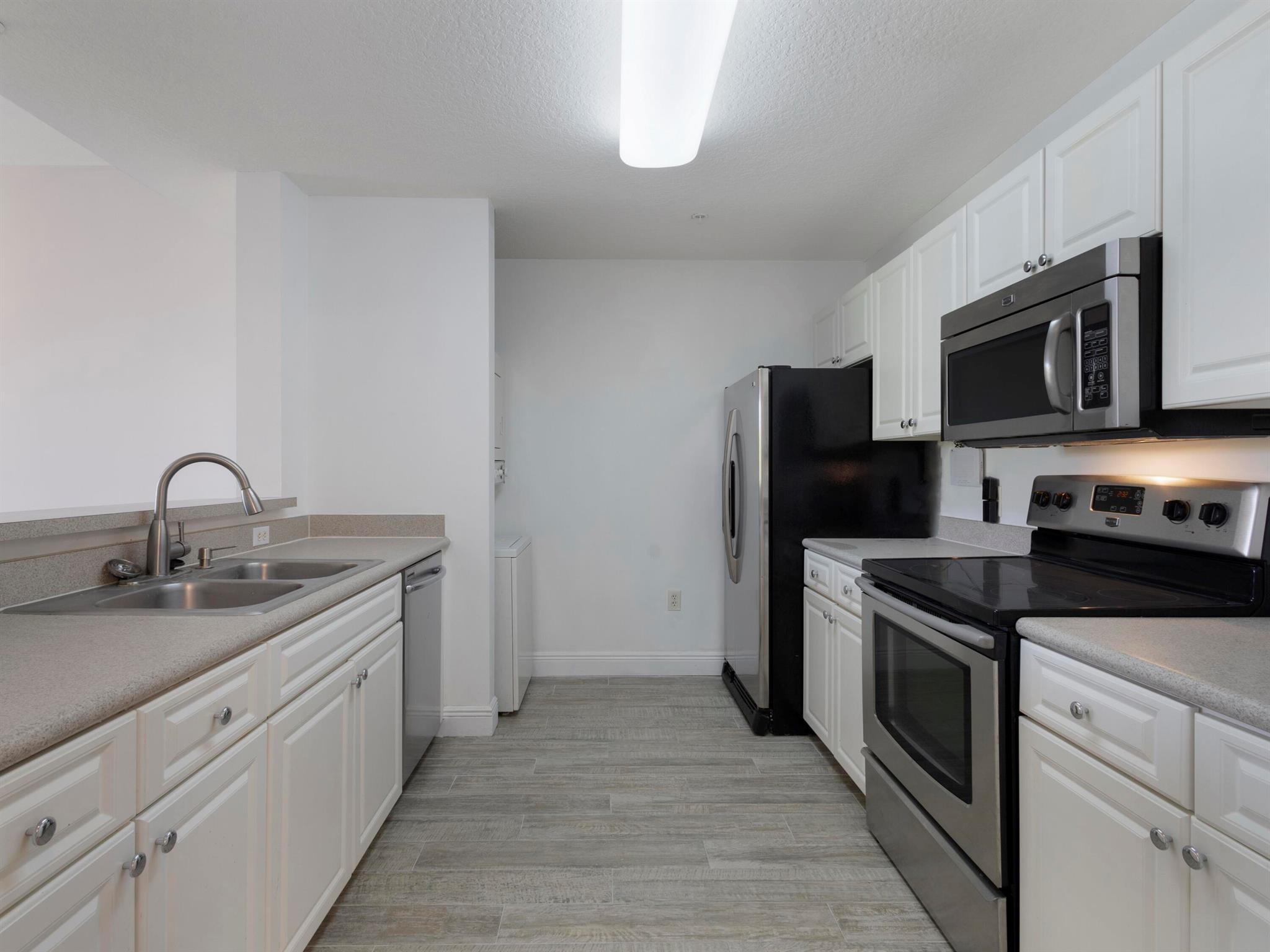 Undisclosed Address Jupiter, FL 33458