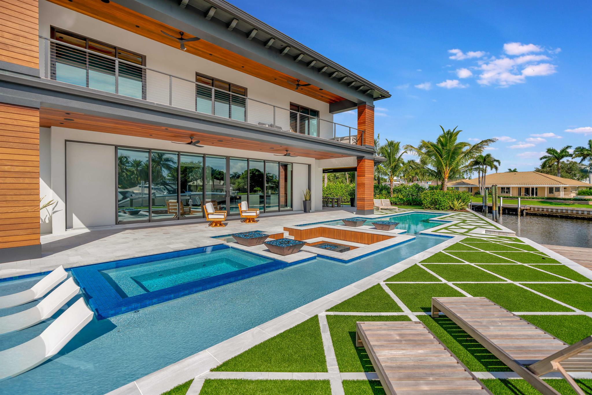 2143 Carib Cir Palm Beach Gardens, FL 33410