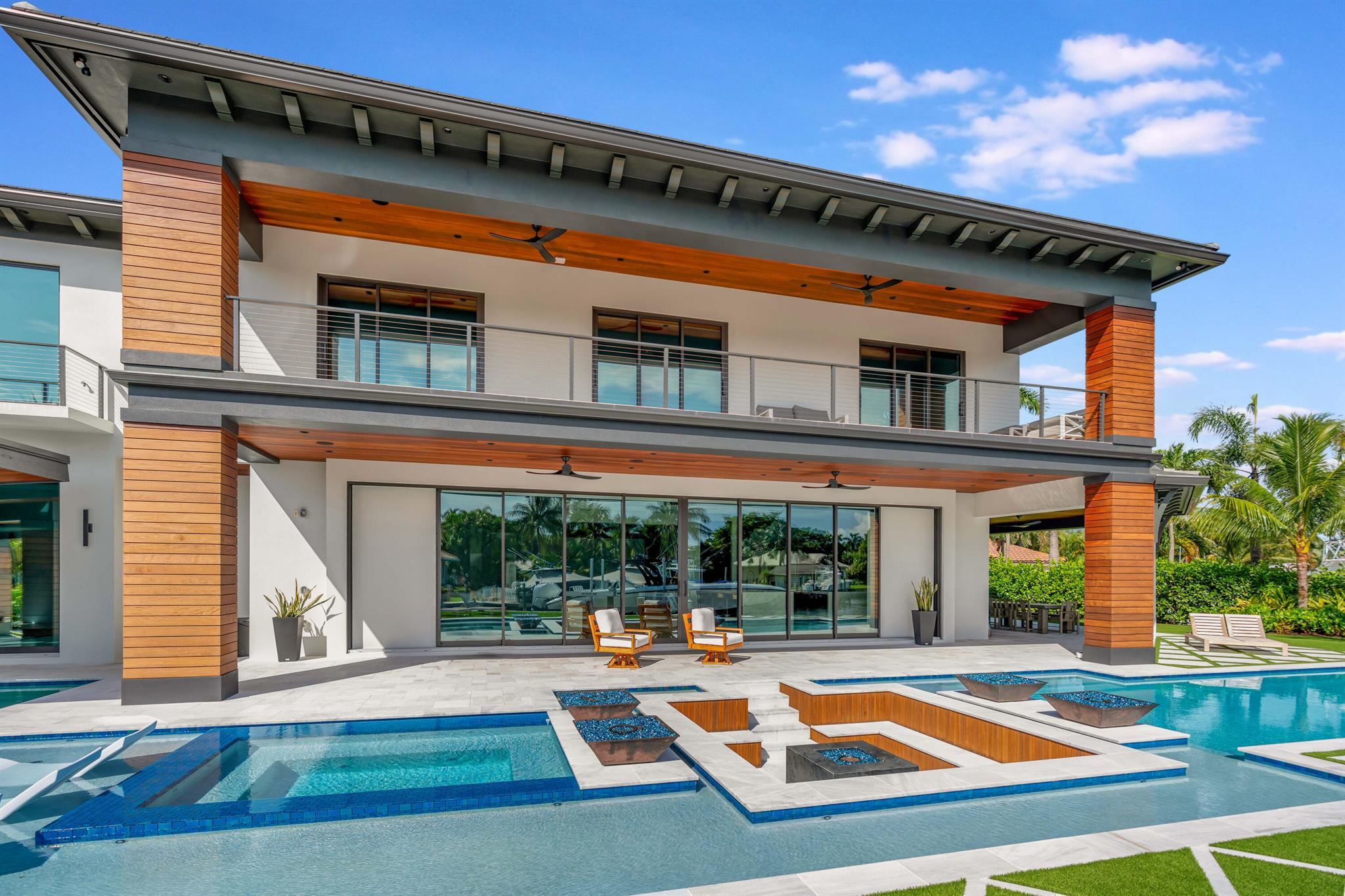 2143 Carib Cir Palm Beach Gardens, FL 33410