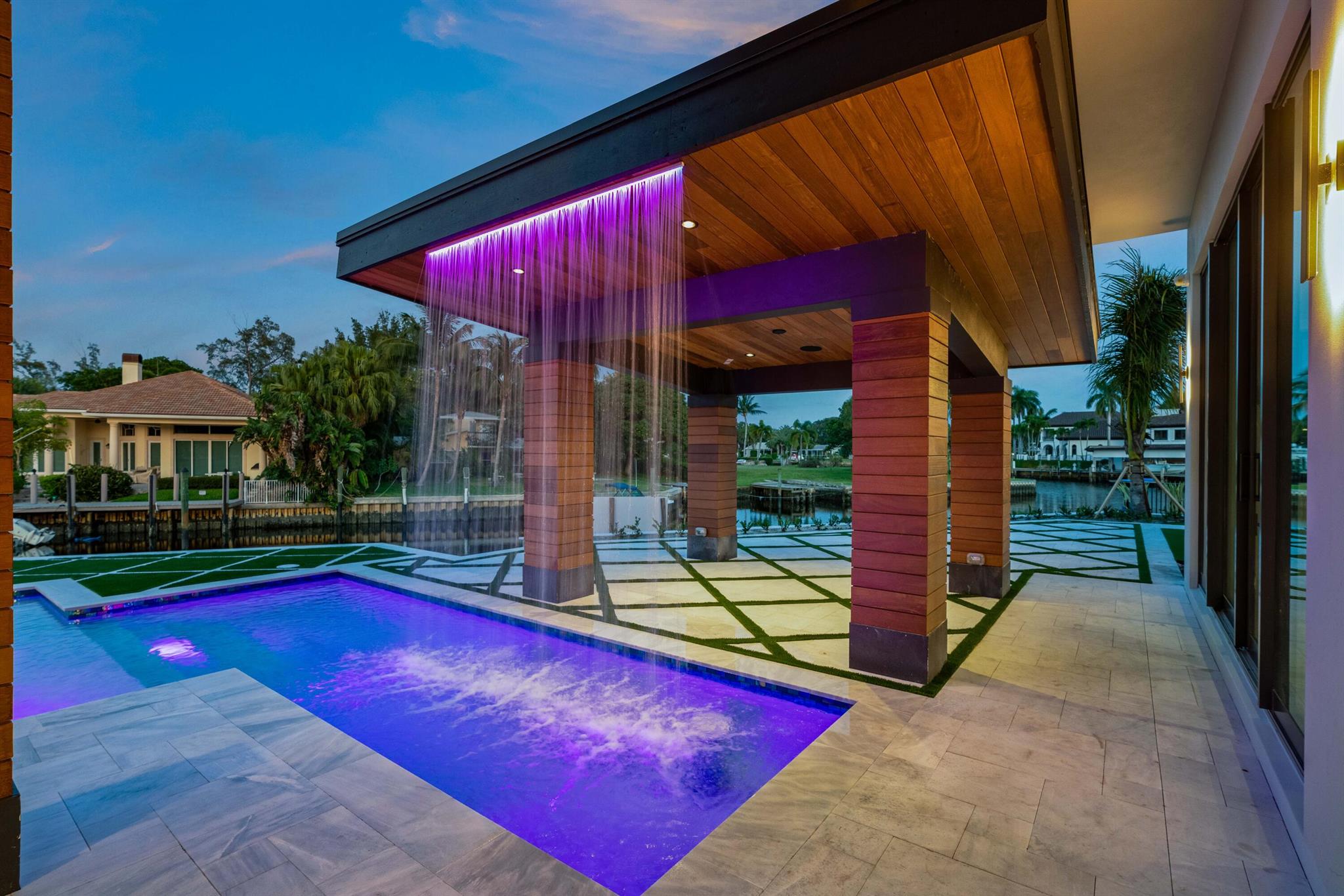 2143 Carib Cir Palm Beach Gardens, FL 33410