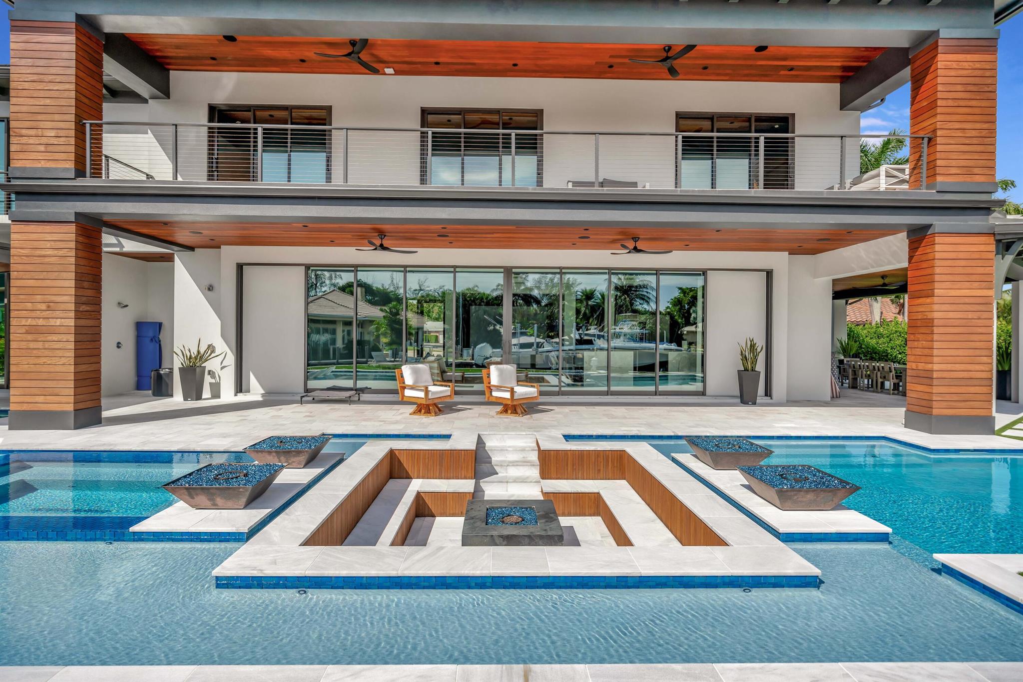 2143 Carib Cir Palm Beach Gardens, FL 33410