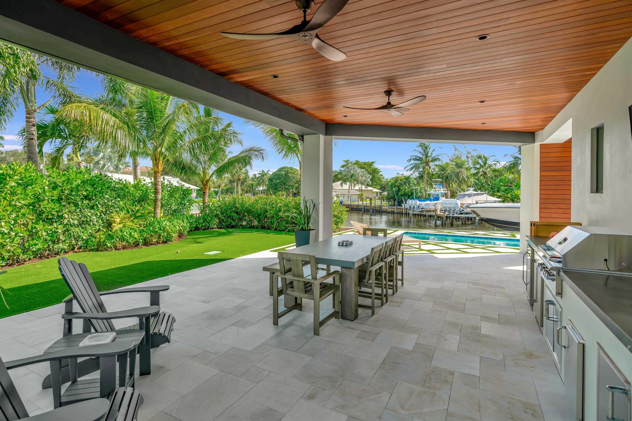 2143 Carib Cir Palm Beach Gardens, FL 33410