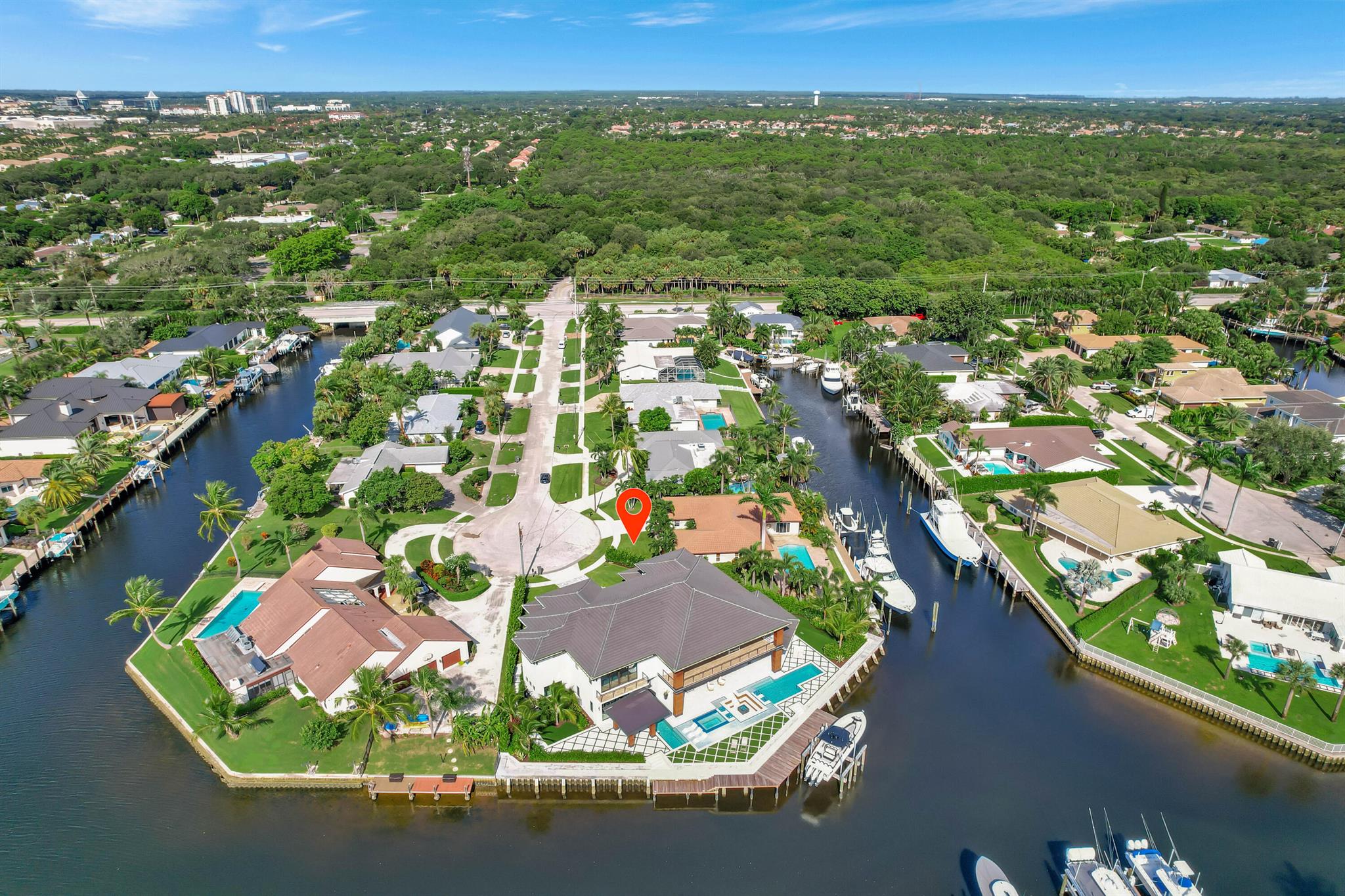 2143 Carib Cir Palm Beach Gardens, FL 33410