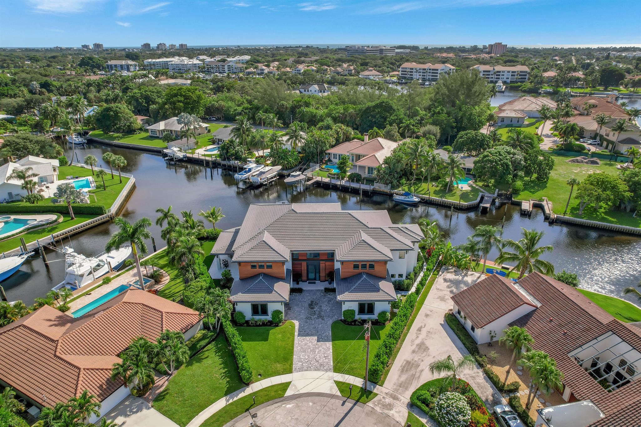 2143 Carib Cir Palm Beach Gardens, FL 33410