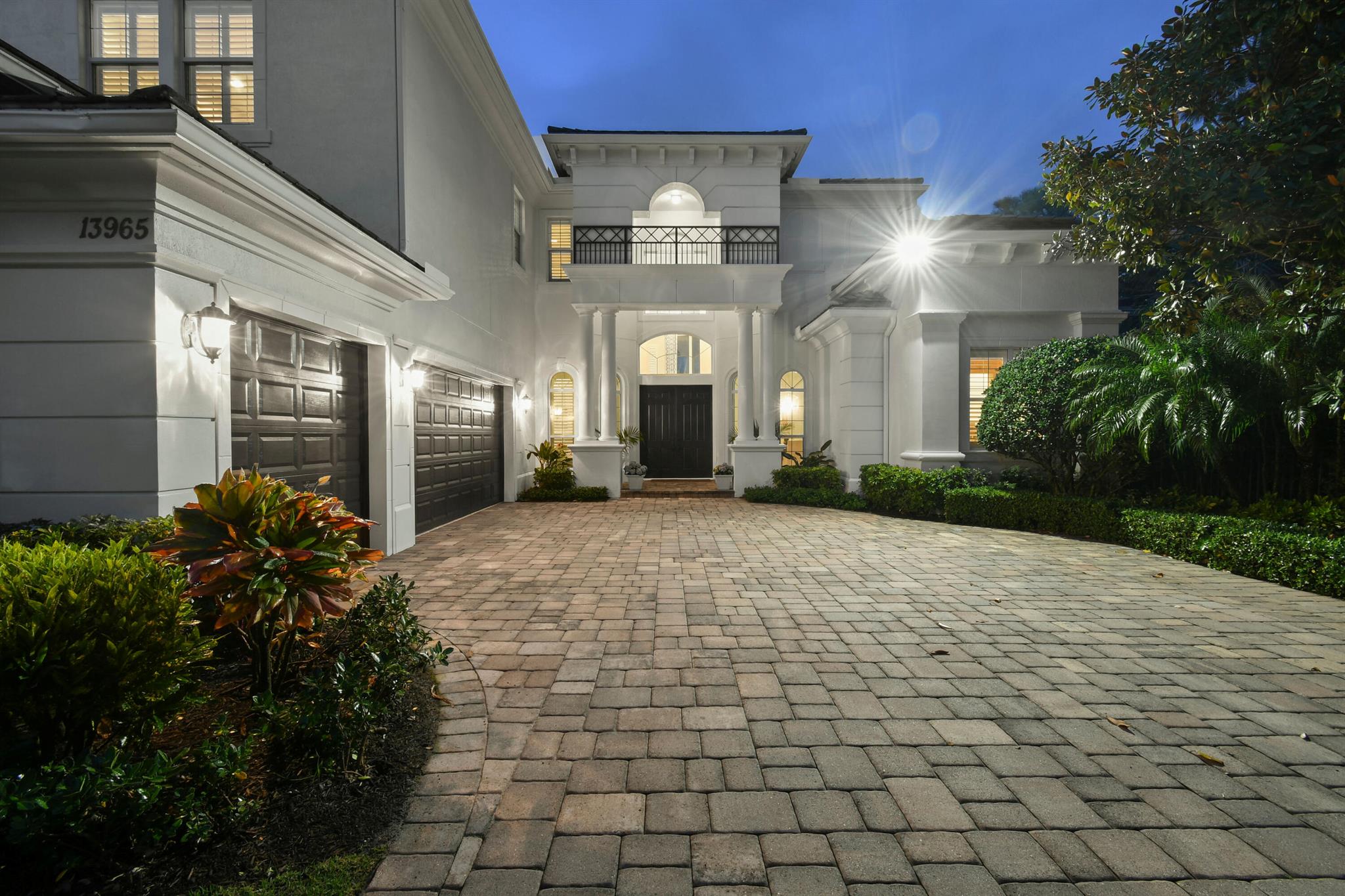 13965 Willow Cay Dr North Palm Beach, FL 33408