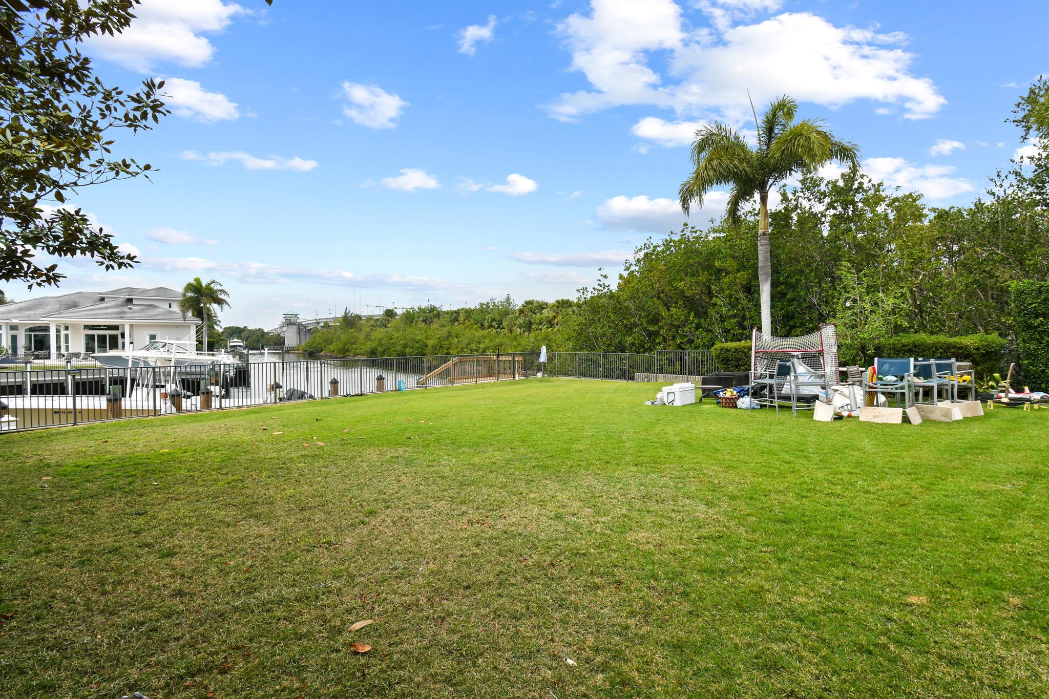 13965 Willow Cay Dr North Palm Beach, FL 33408