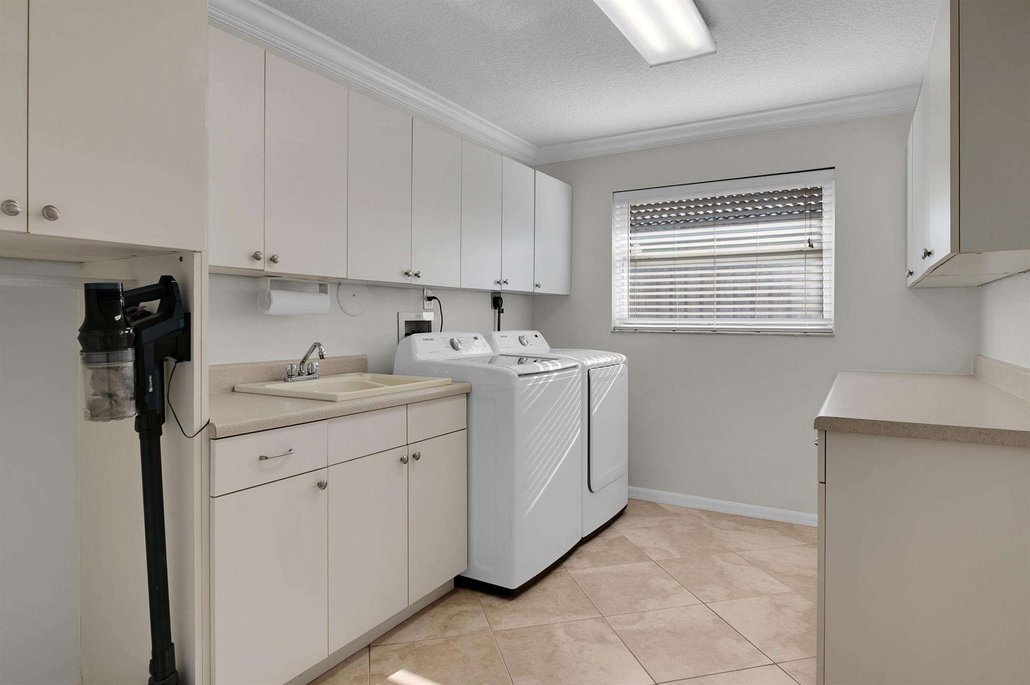 1560 SW 16th St Boca Raton, FL 33486