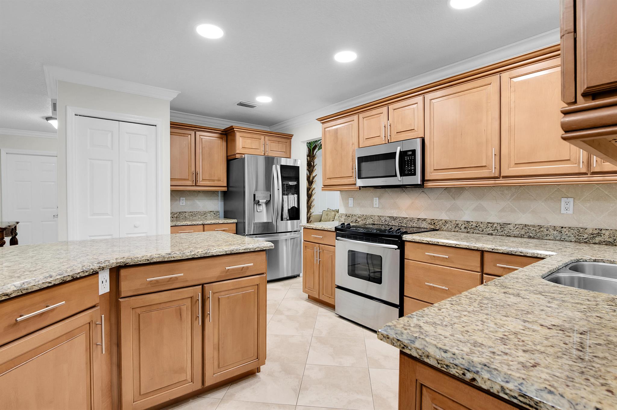 1560 SW 16th St Boca Raton, FL 33486