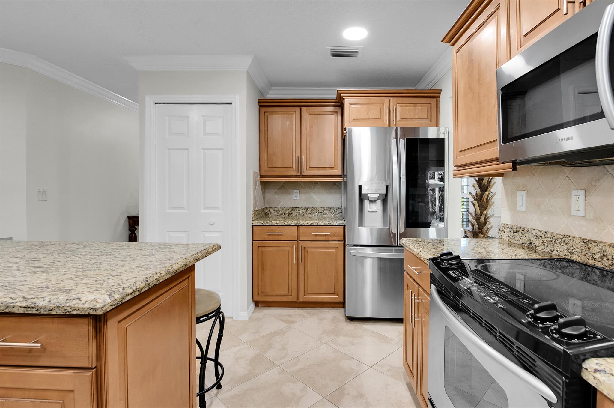 1560 SW 16th St Boca Raton, FL 33486