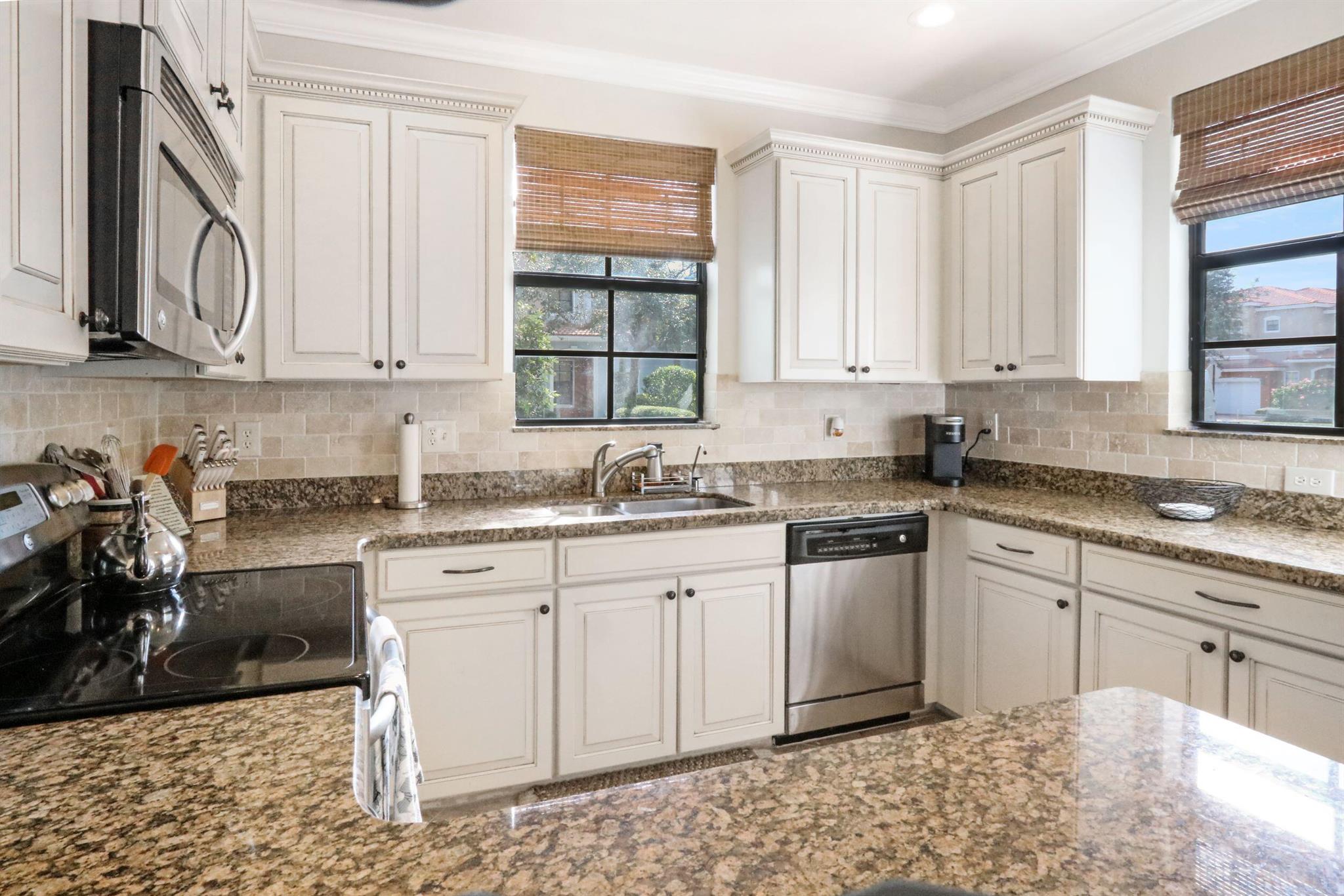 158 Delancey Ave Delray Beach, FL 33484