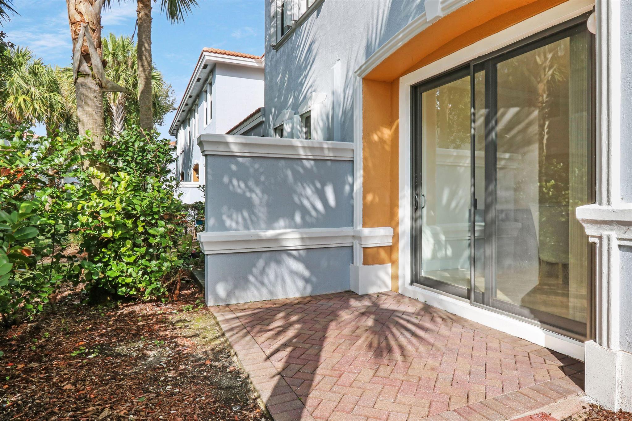158 Delancey Ave Delray Beach, FL 33484