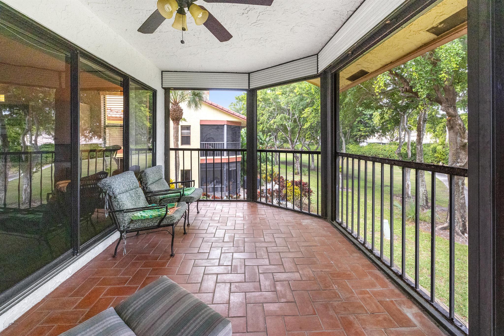 5355 10th Fairway Dr #1 Delray Beach, FL 33484