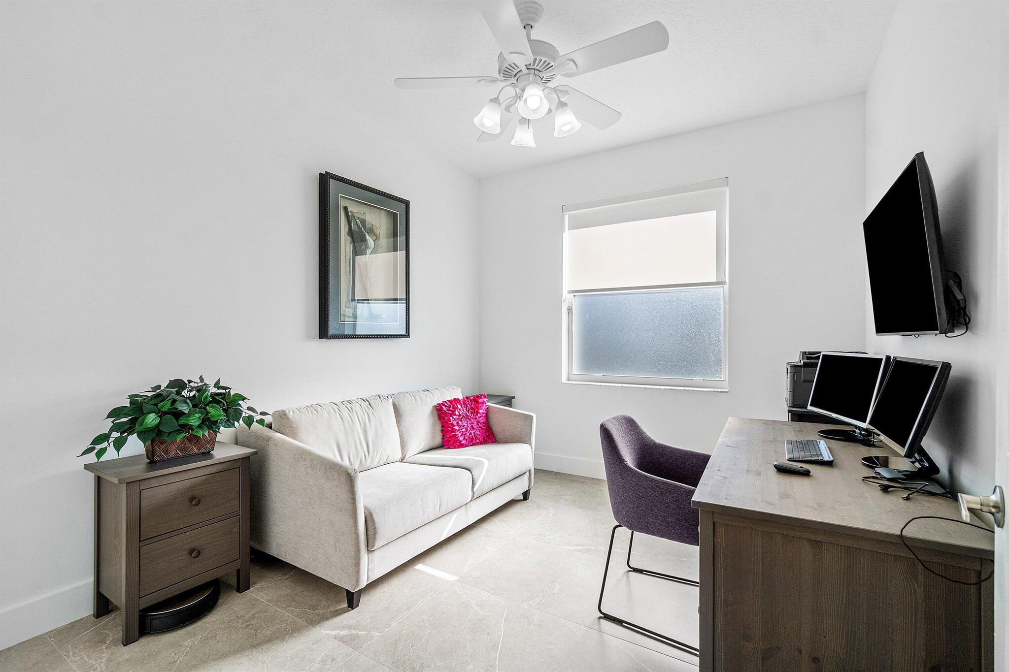 10605 Royal Caribbean Cir Boynton Beach, FL 33437