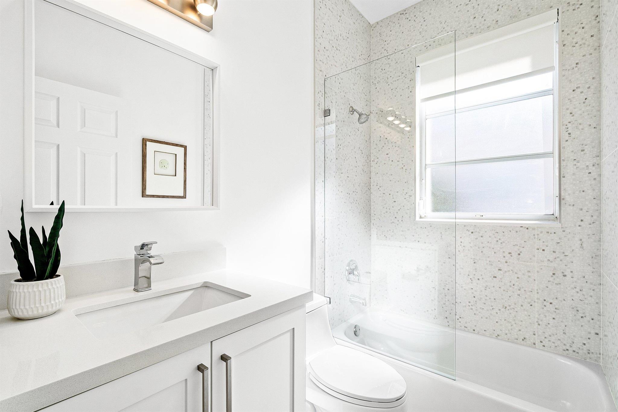 10605 Royal Caribbean Cir Boynton Beach, FL 33437