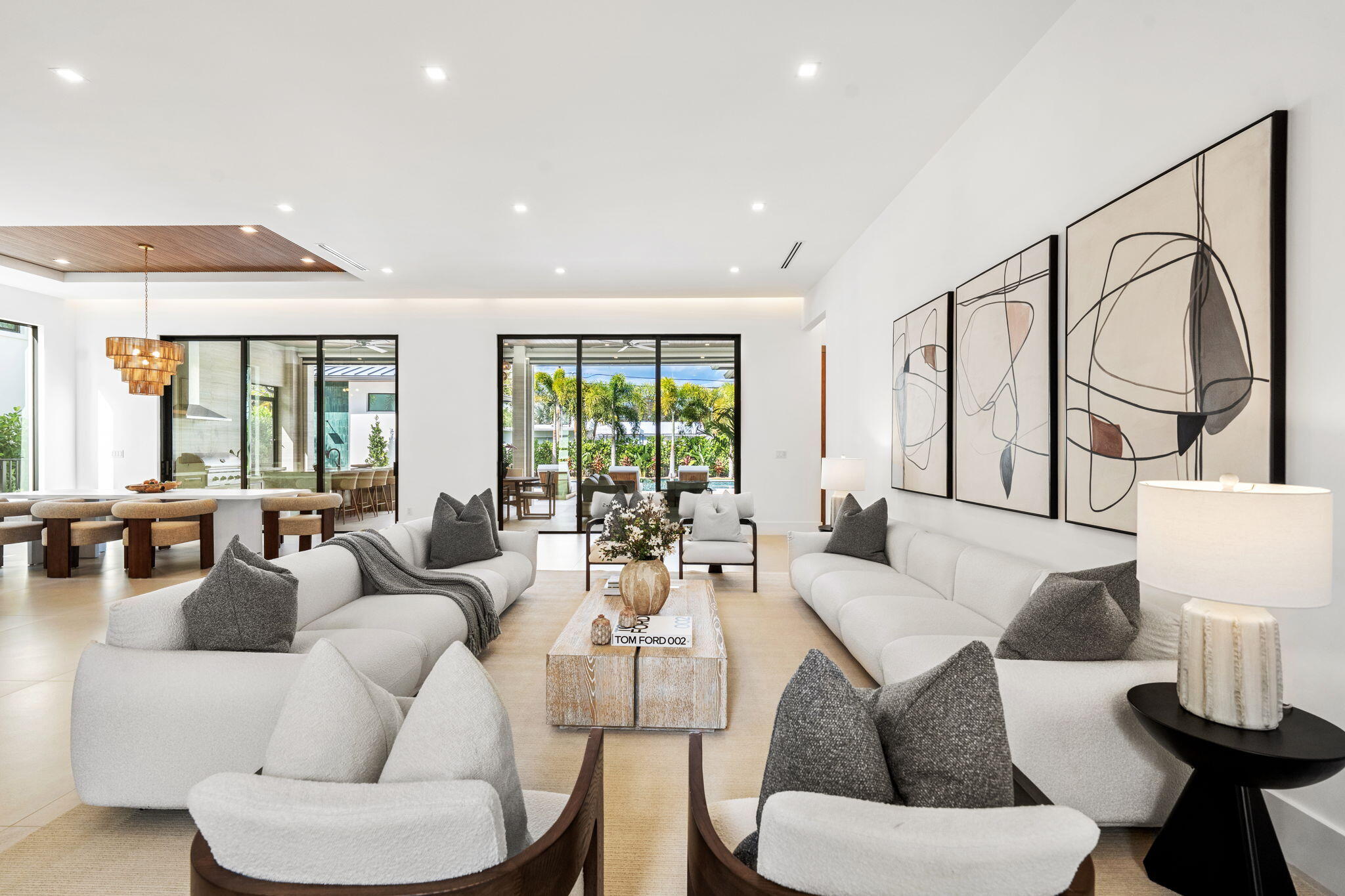 247 Seville West Palm Beach, FL 33405