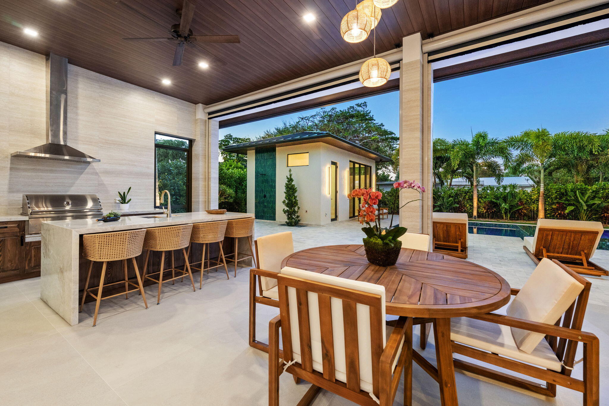 247 Seville West Palm Beach, FL 33405