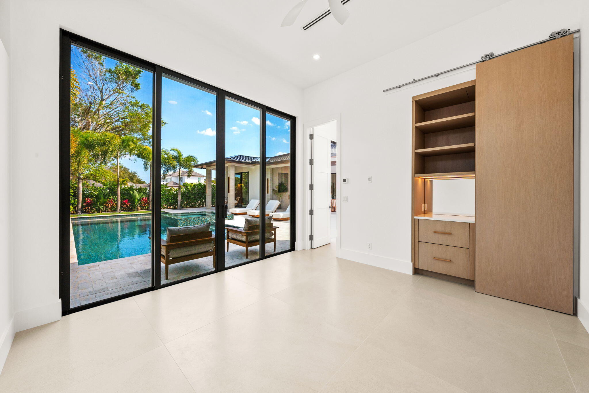 247 Seville West Palm Beach, FL 33405