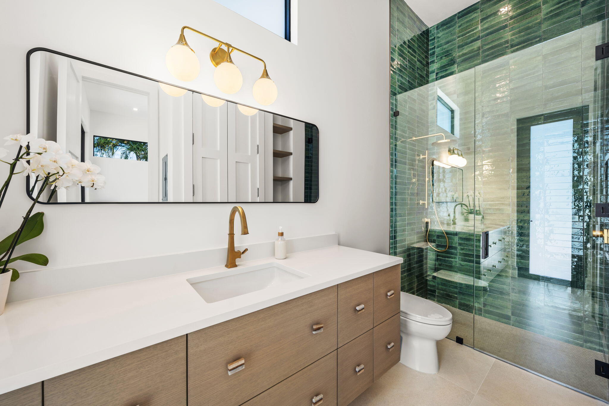 247 Seville West Palm Beach, FL 33405