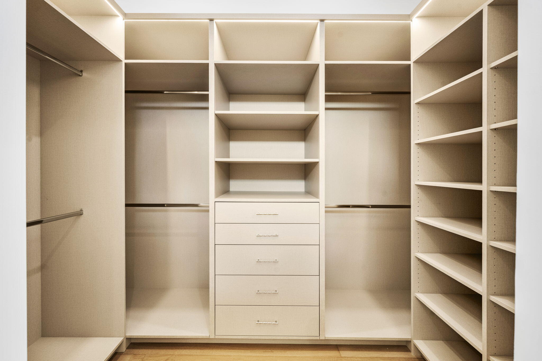 247 Seville West Palm Beach, FL 33405