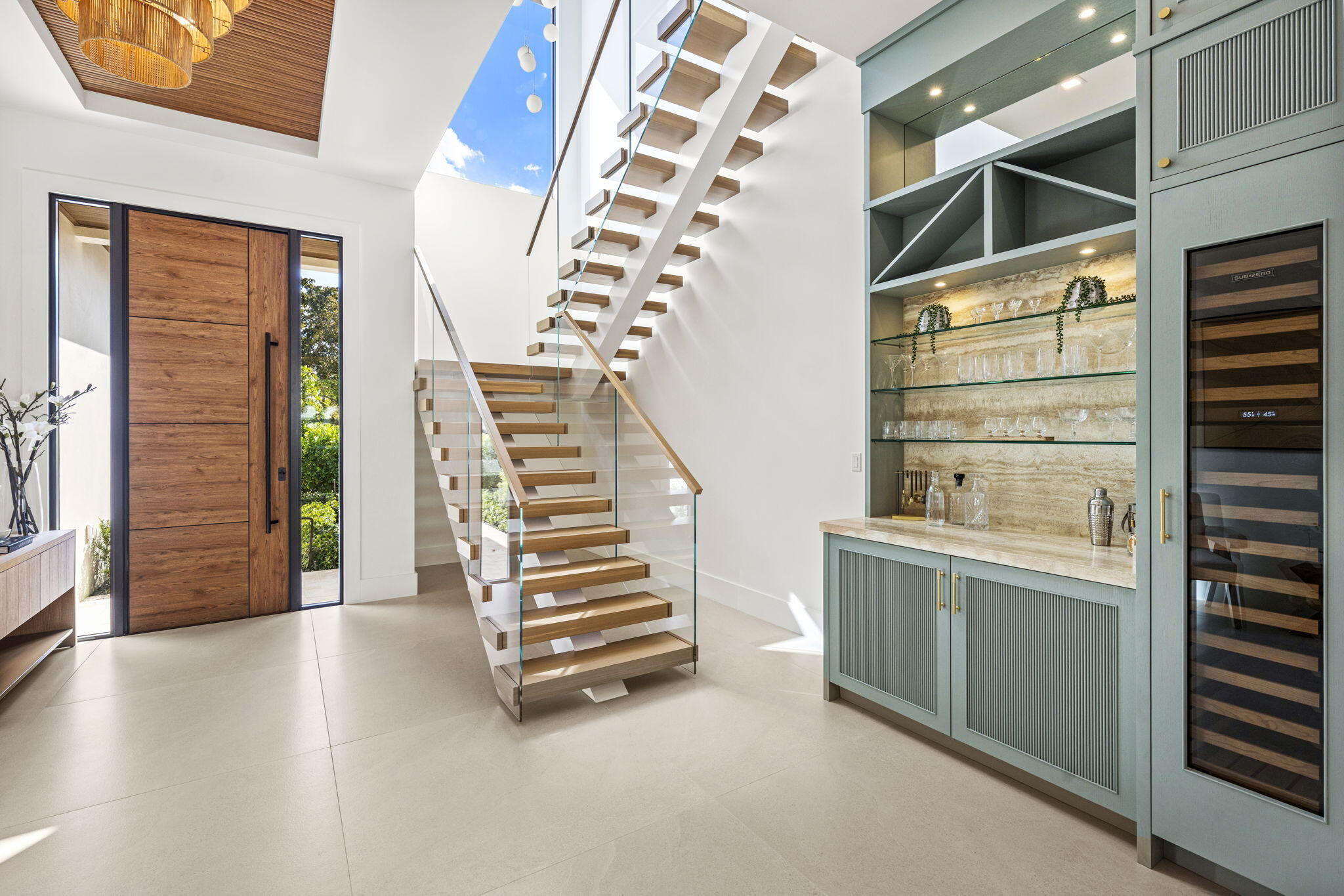 247 Seville West Palm Beach, FL 33405