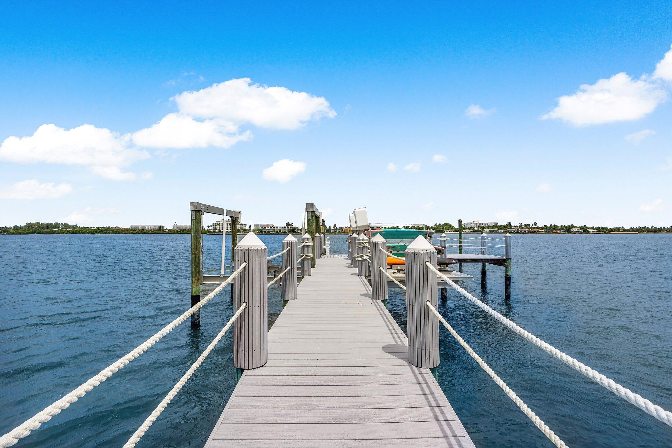 2100 Notre Dame Lake Worth Beach, FL 33460