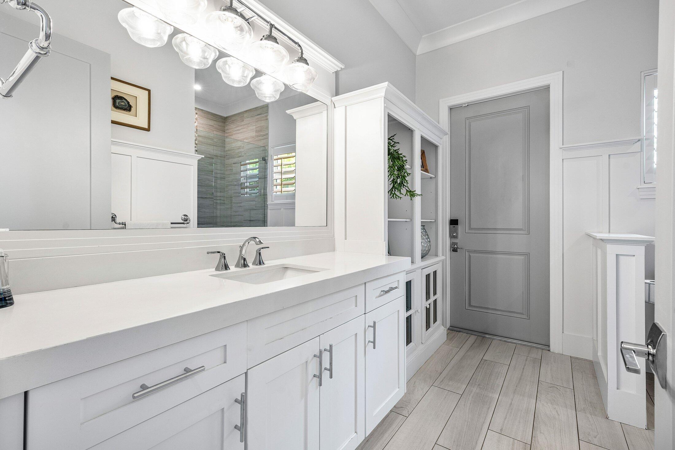 2100 Notre Dame Lake Worth Beach, FL 33460