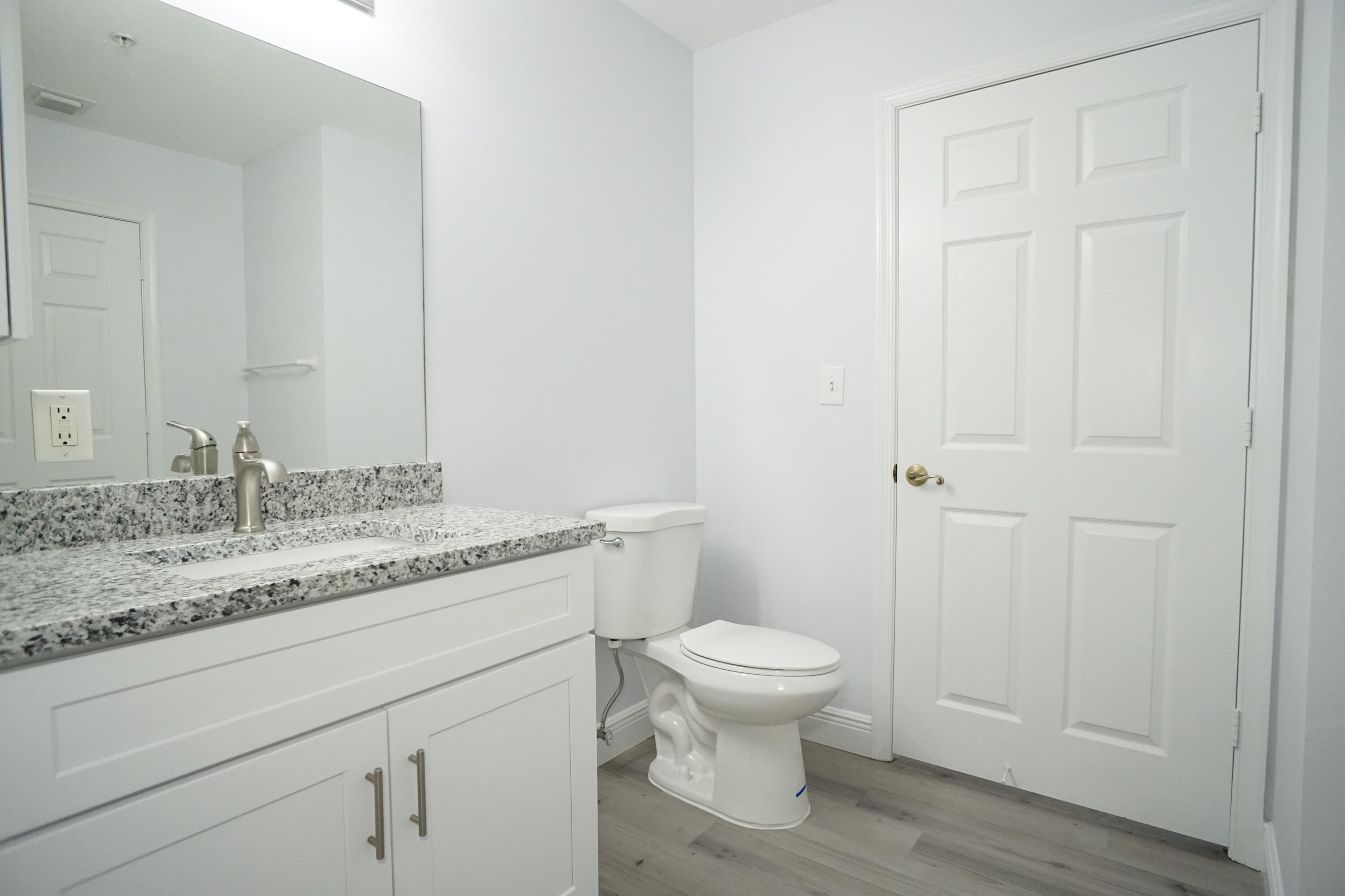 1200 Town Ctr #409 Jupiter, FL 33458