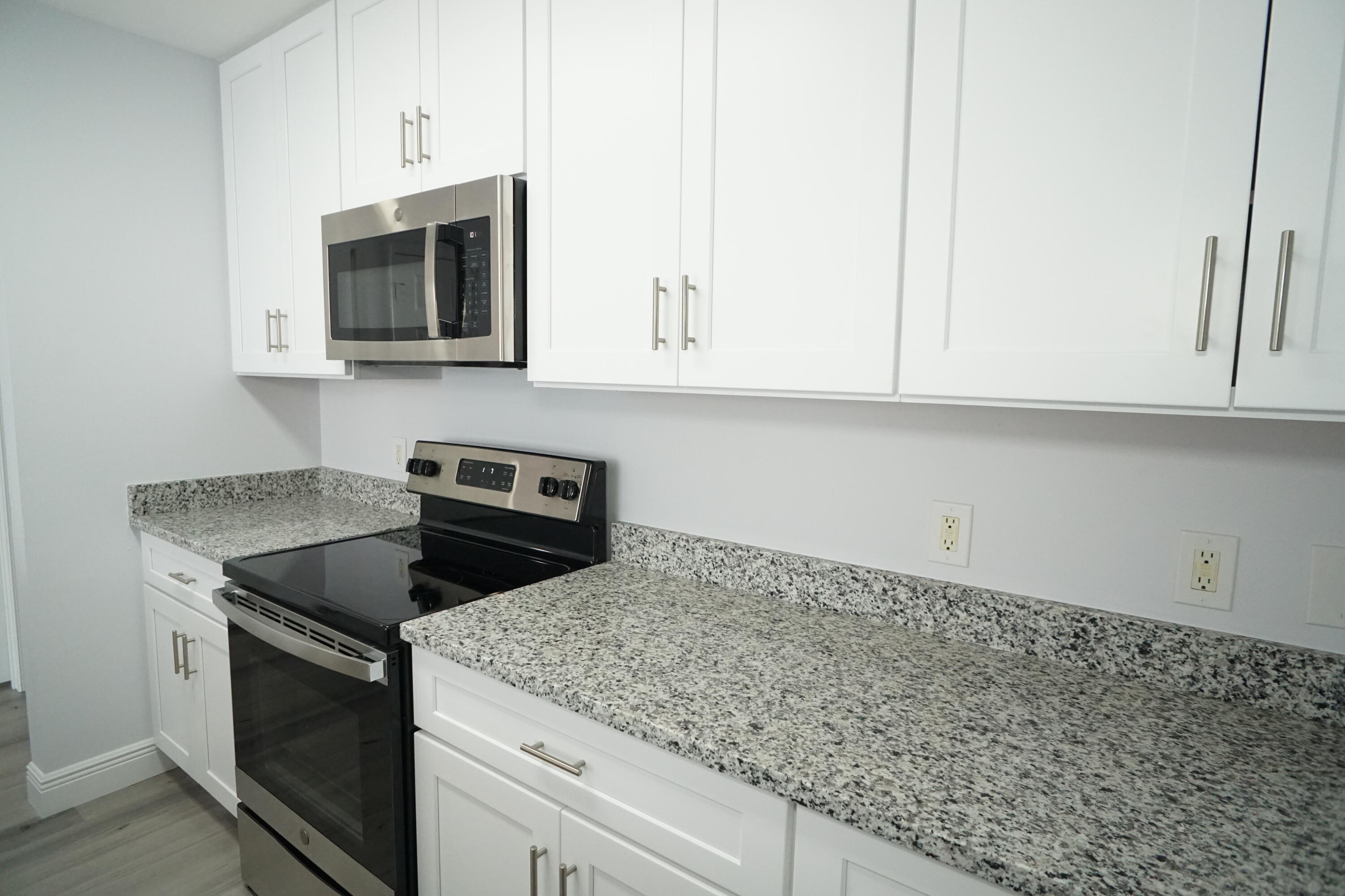 1200 Town Ctr #409 Jupiter, FL 33458