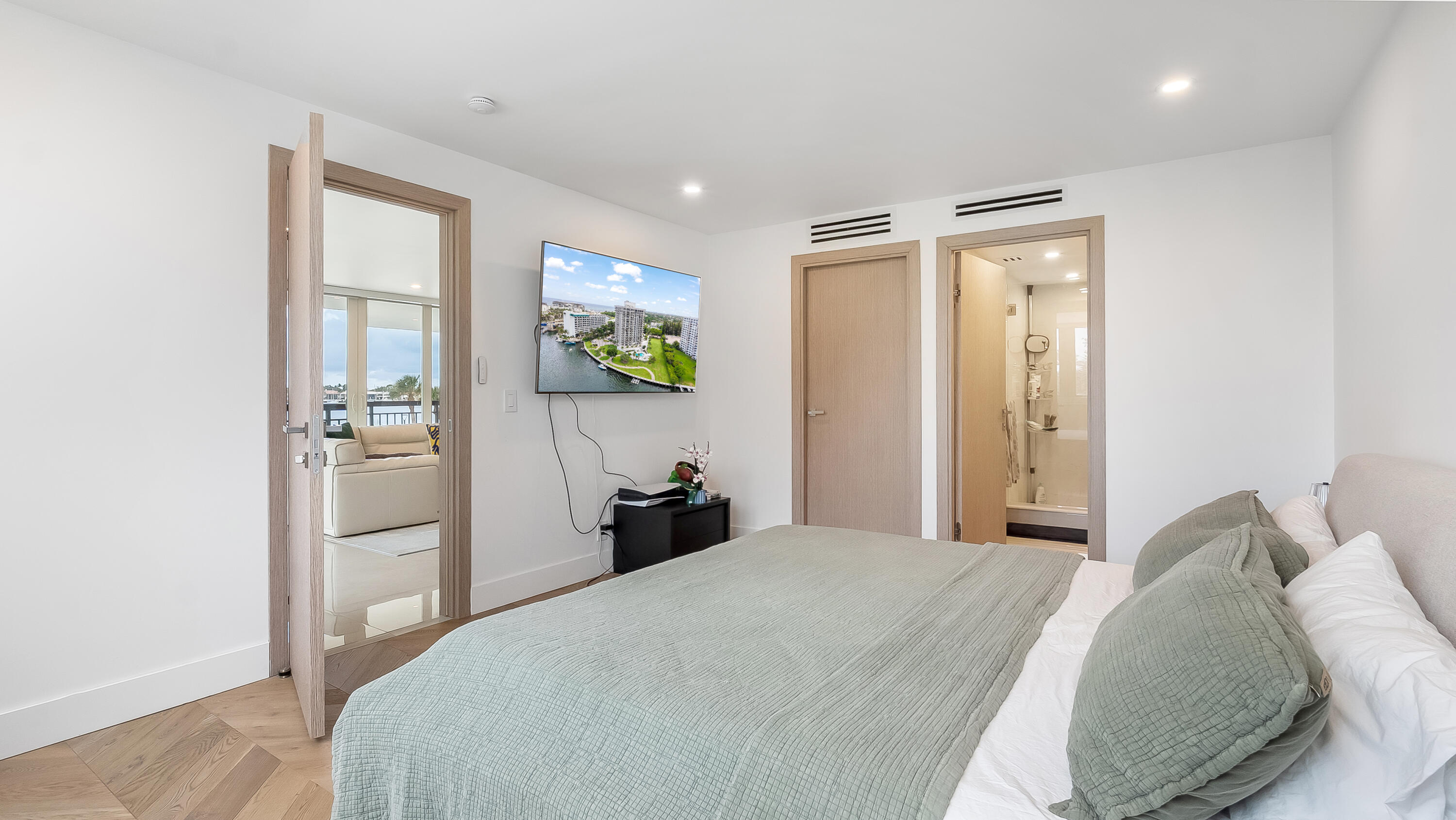 901 E Camino Real #2a Boca Raton, FL 33432