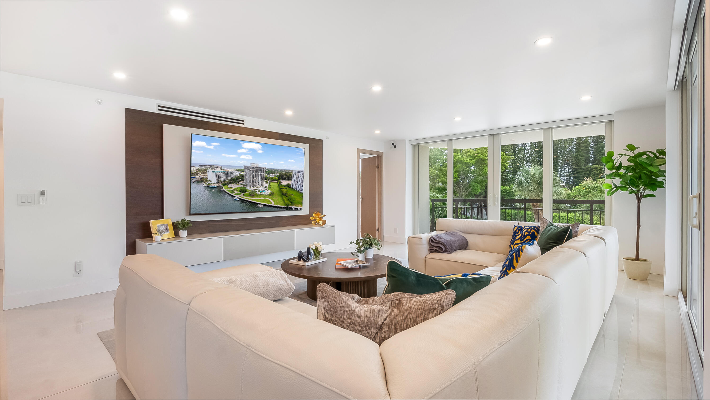 901 E Camino Real #2a Boca Raton, FL 33432