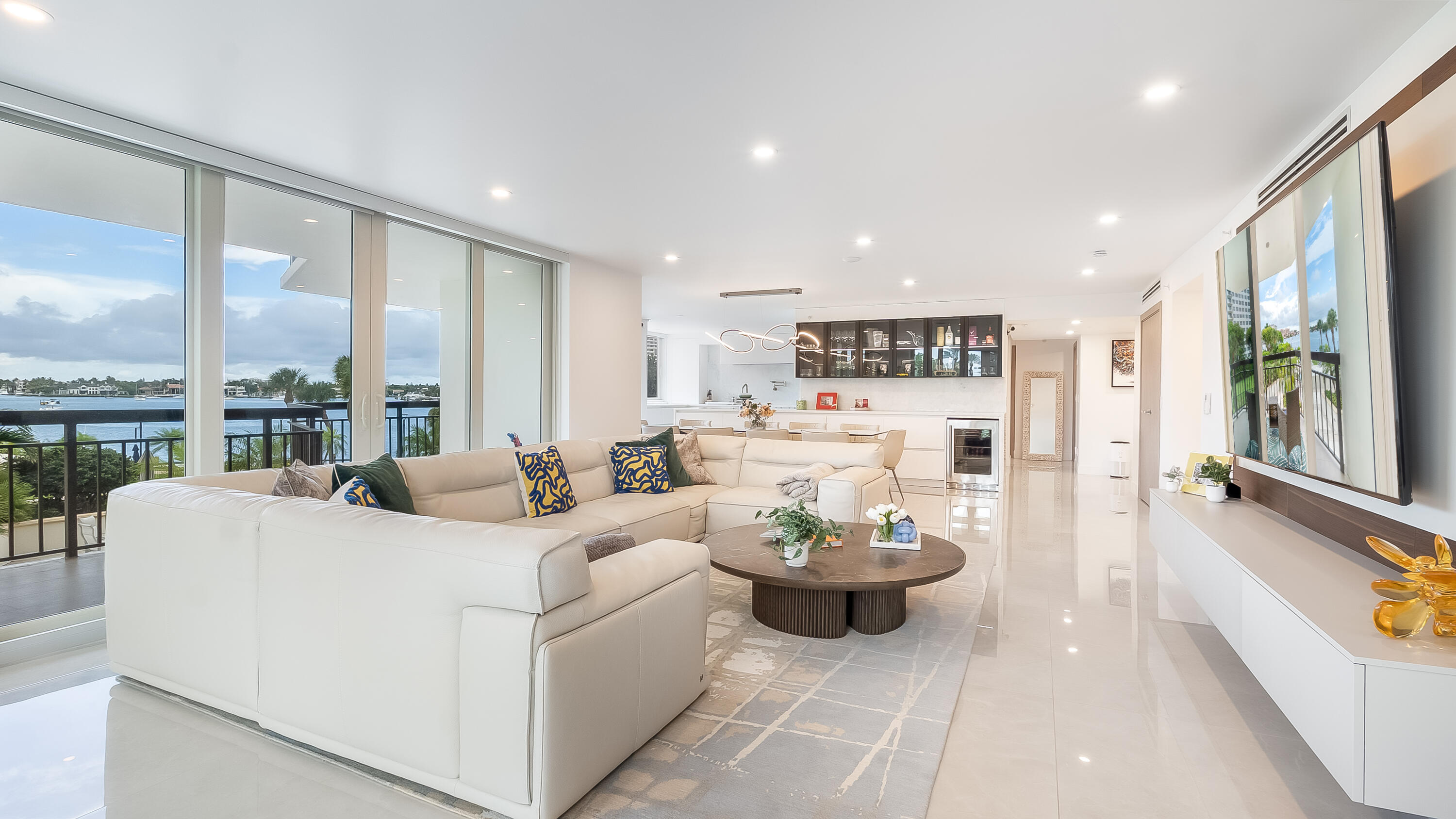 901 E Camino Real #2a Boca Raton, FL 33432