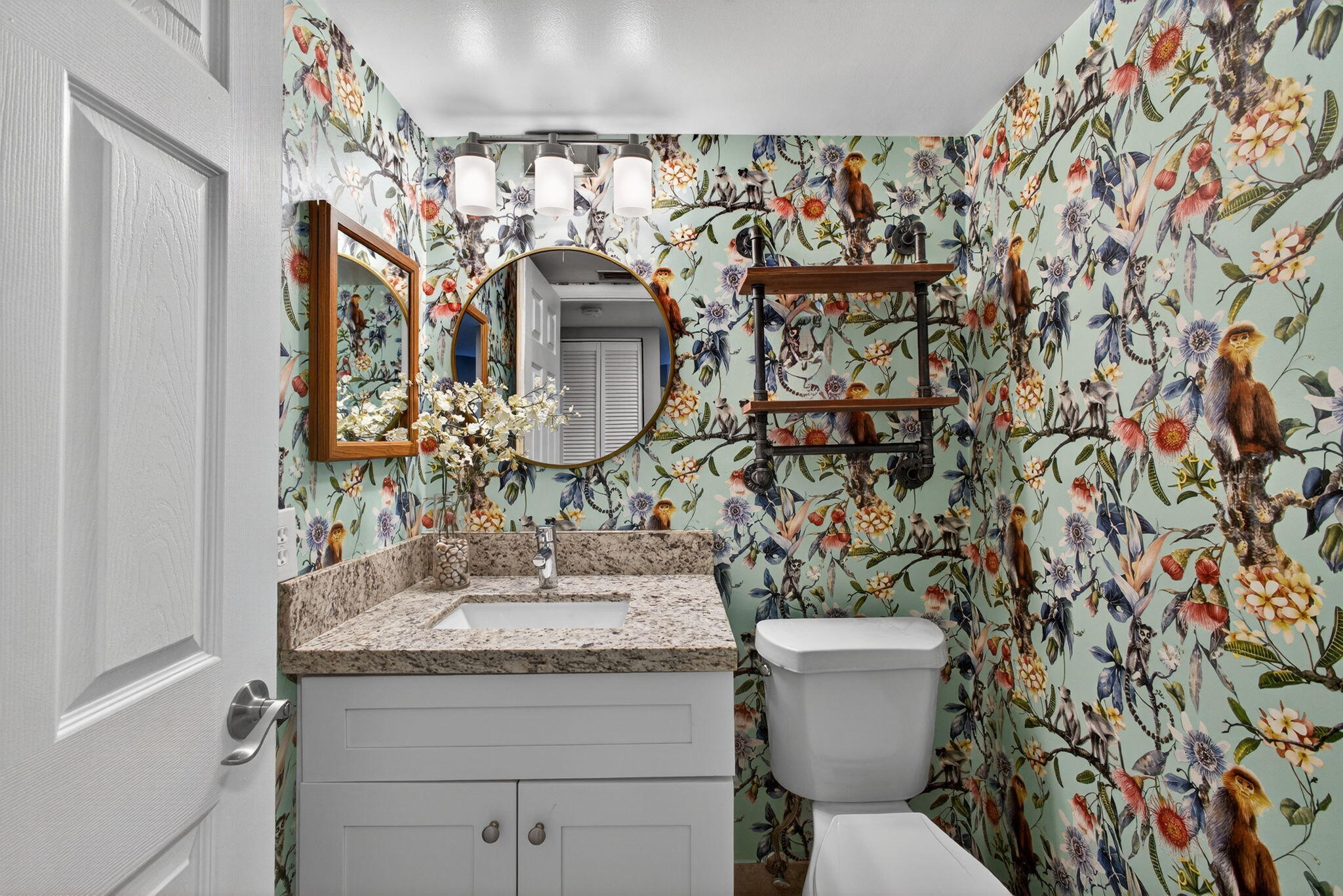 1605 S Us Hwy 1 #D105 Jupiter, FL 33477