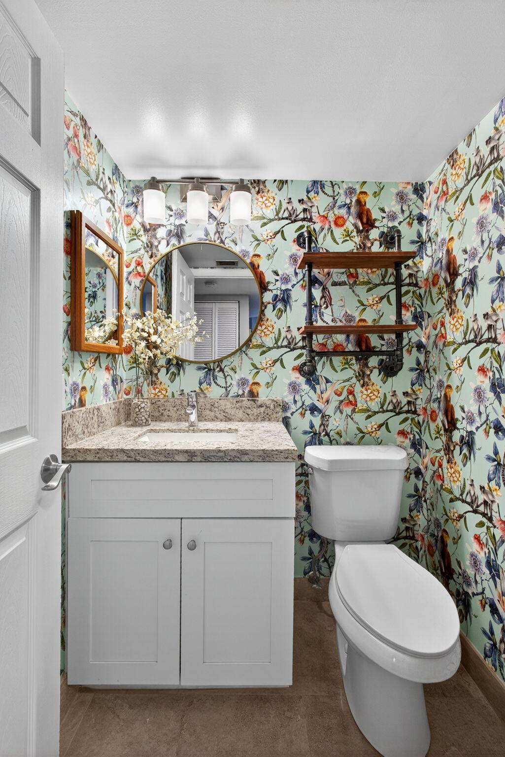 1605 S Us Hwy 1 #D105 Jupiter, FL 33477