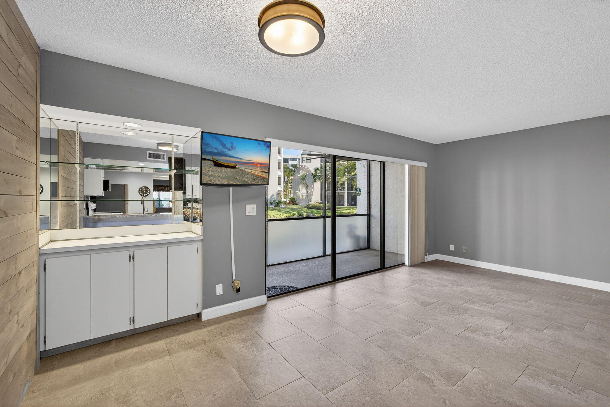 1605 S Us Hwy 1 #D105 Jupiter, FL 33477