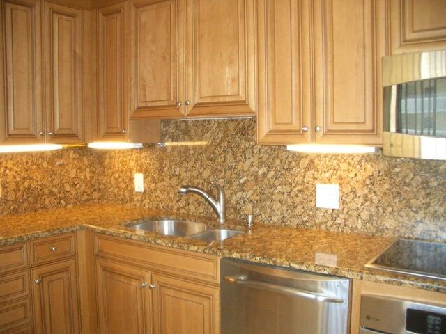 300 Ocean Trl #1302 Jupiter, FL 33477