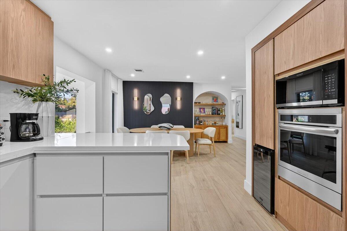 2601 SW 26th Miami, FL 33133