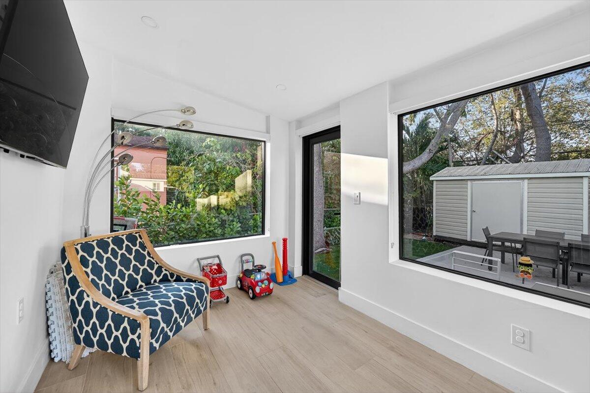 2601 SW 26th Miami, FL 33133