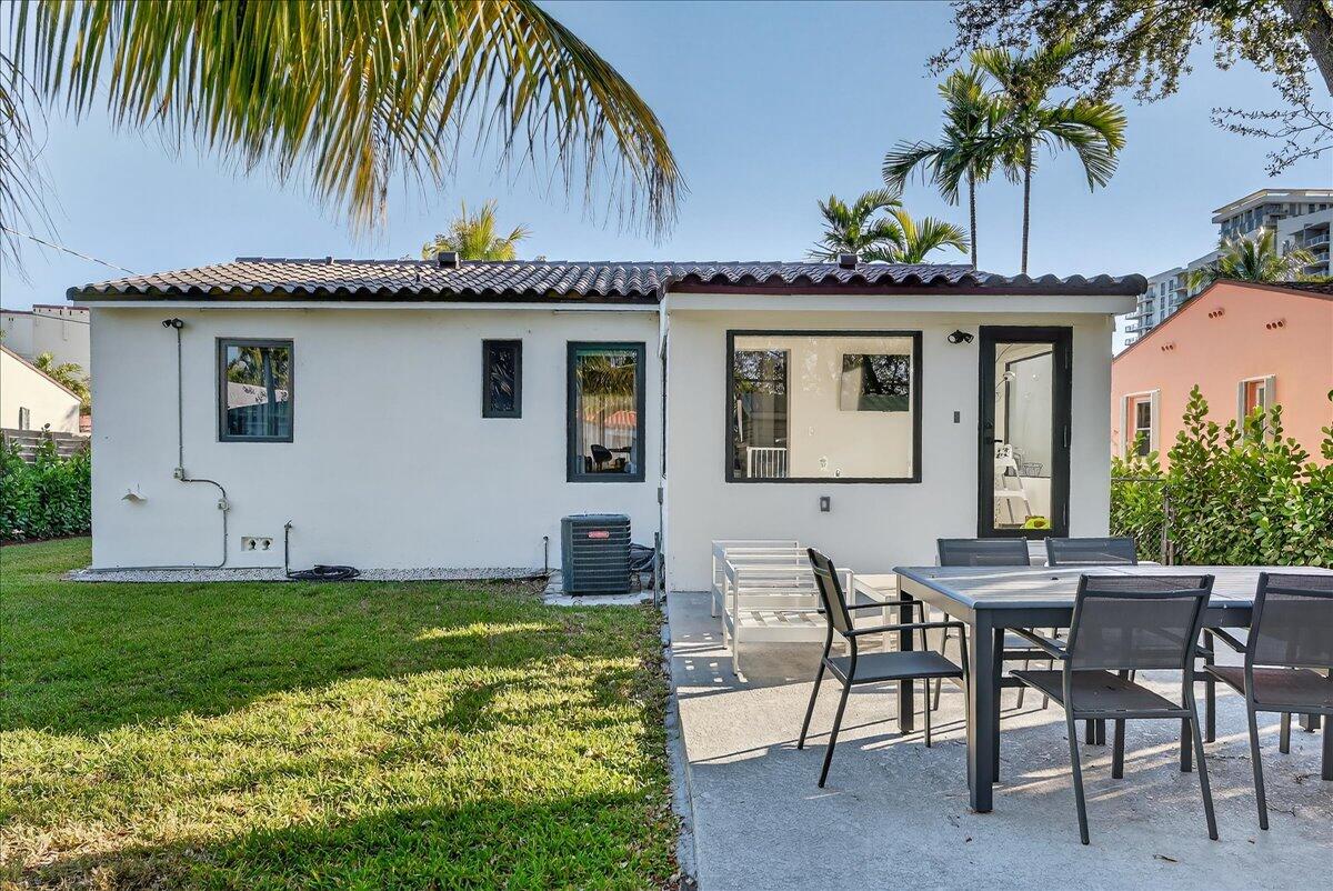 2601 SW 26th Miami, FL 33133