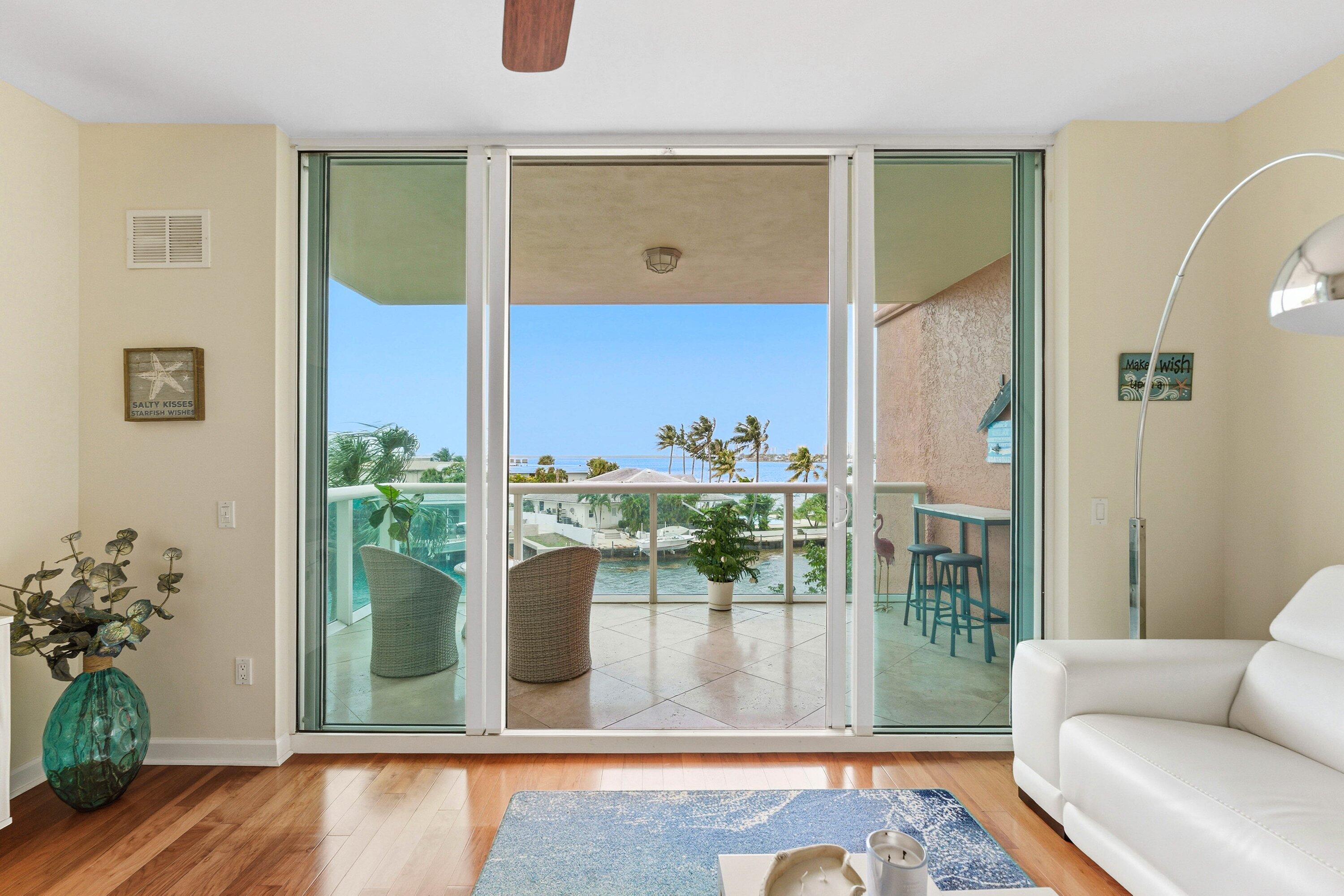 2650 Lake Shr #301 Riviera Beach, FL 33404