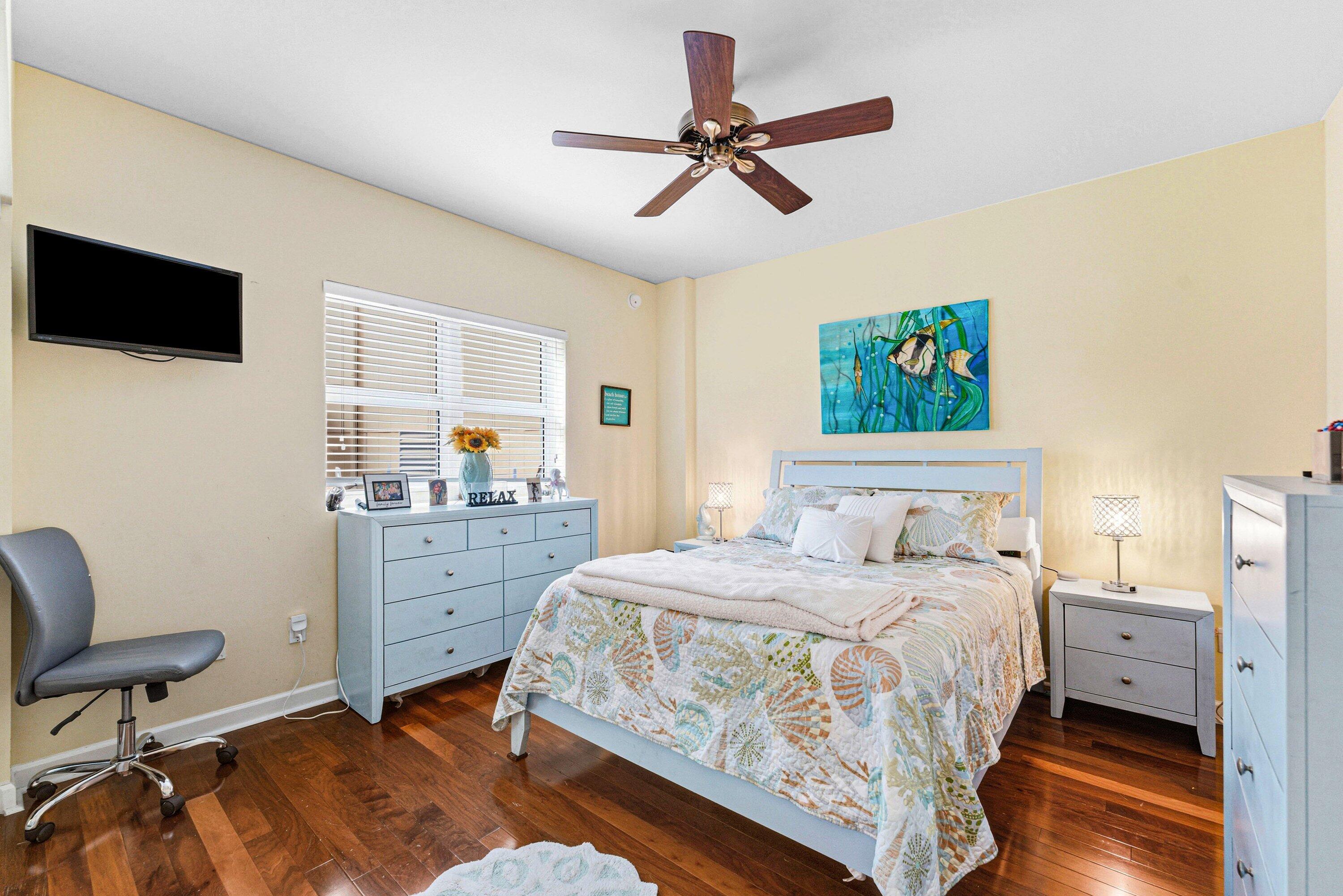 2650 Lake Shr #301 Riviera Beach, FL 33404