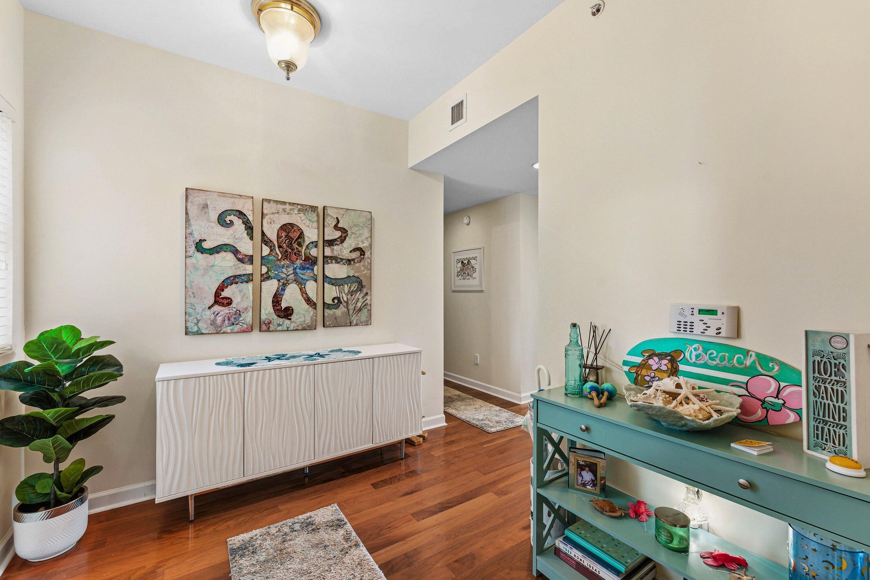 2650 Lake Shr #301 Riviera Beach, FL 33404