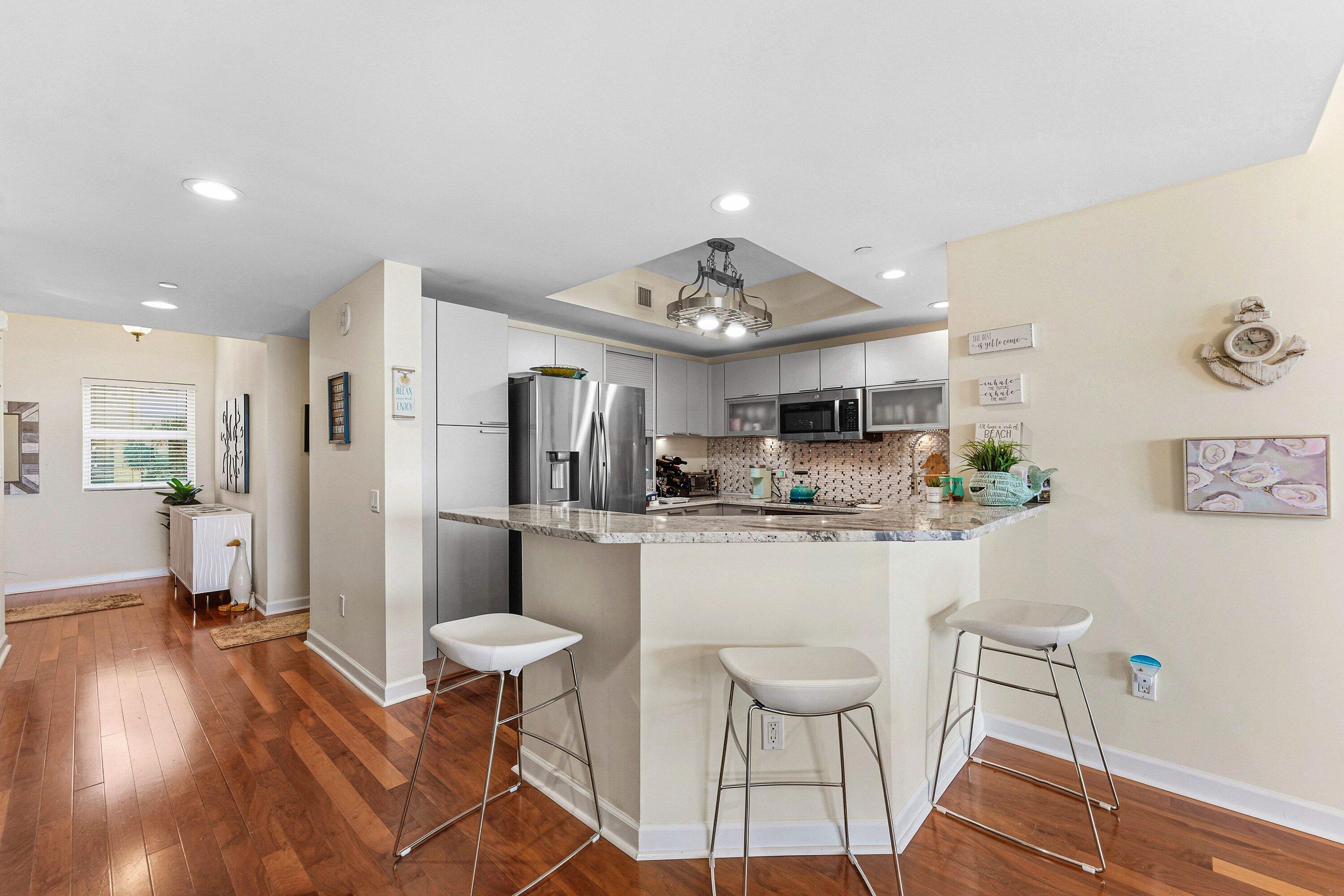 2650 Lake Shr #301 Riviera Beach, FL 33404