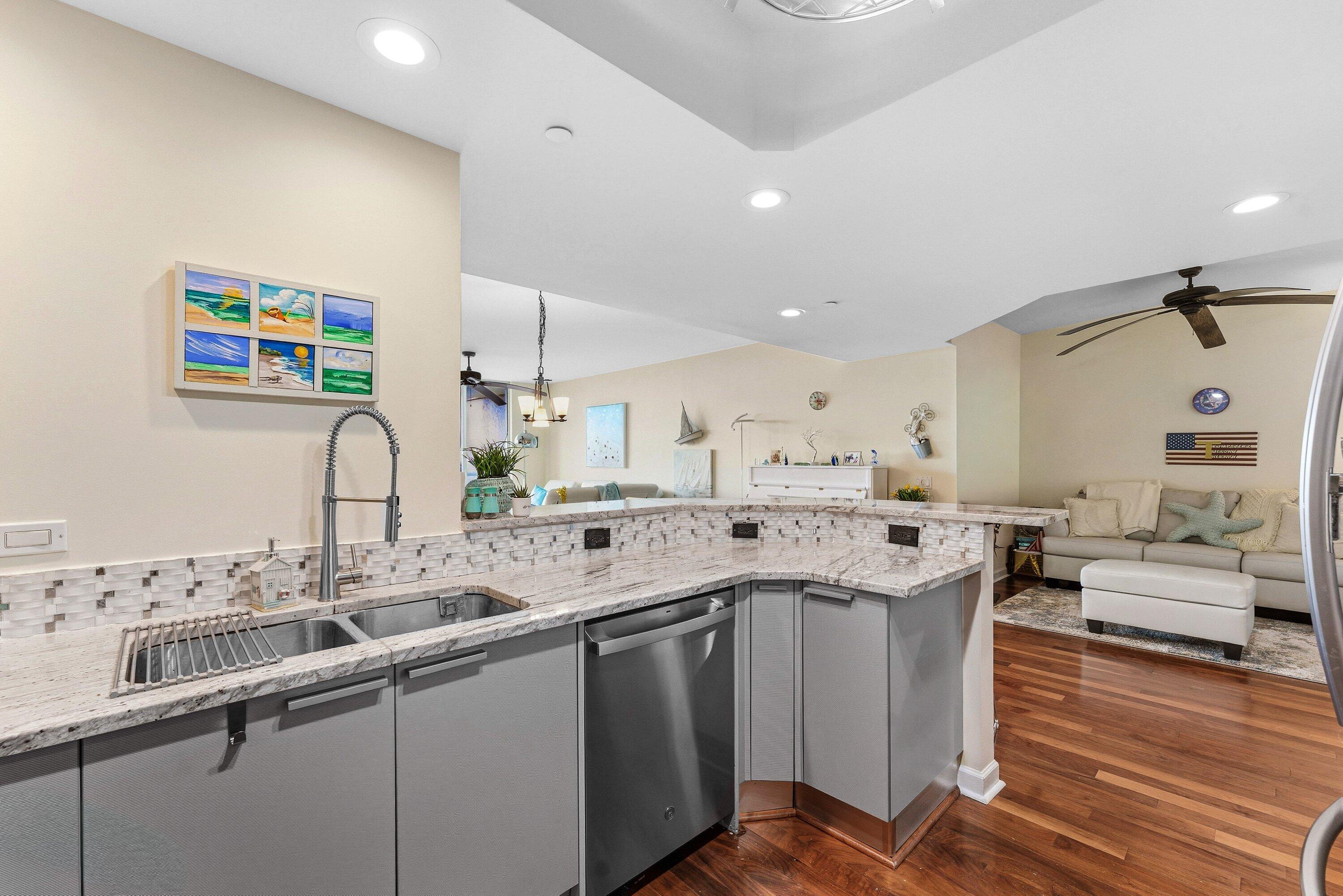 2650 Lake Shr #301 Riviera Beach, FL 33404