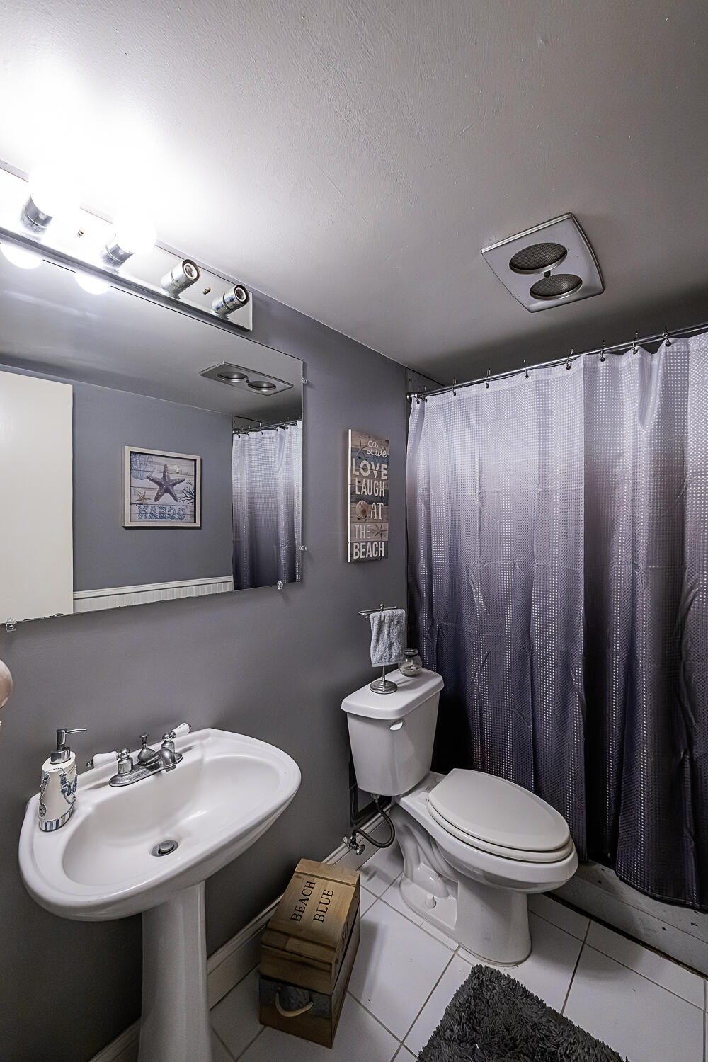 714 Northlake #208 North Palm Beach, FL 33408