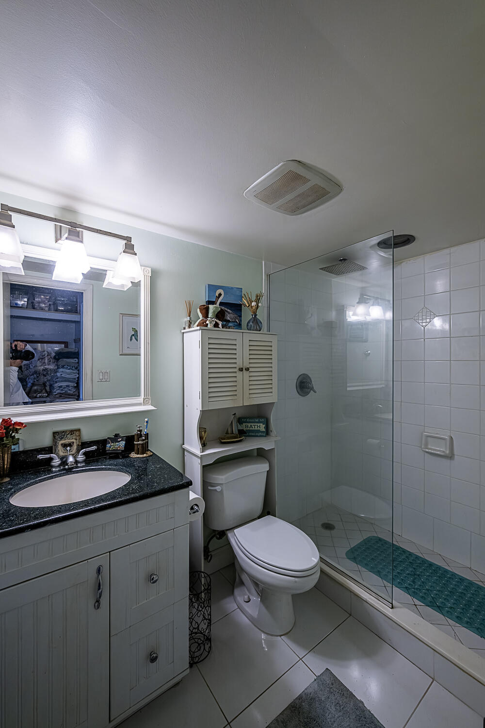 714 Northlake #208 North Palm Beach, FL 33408