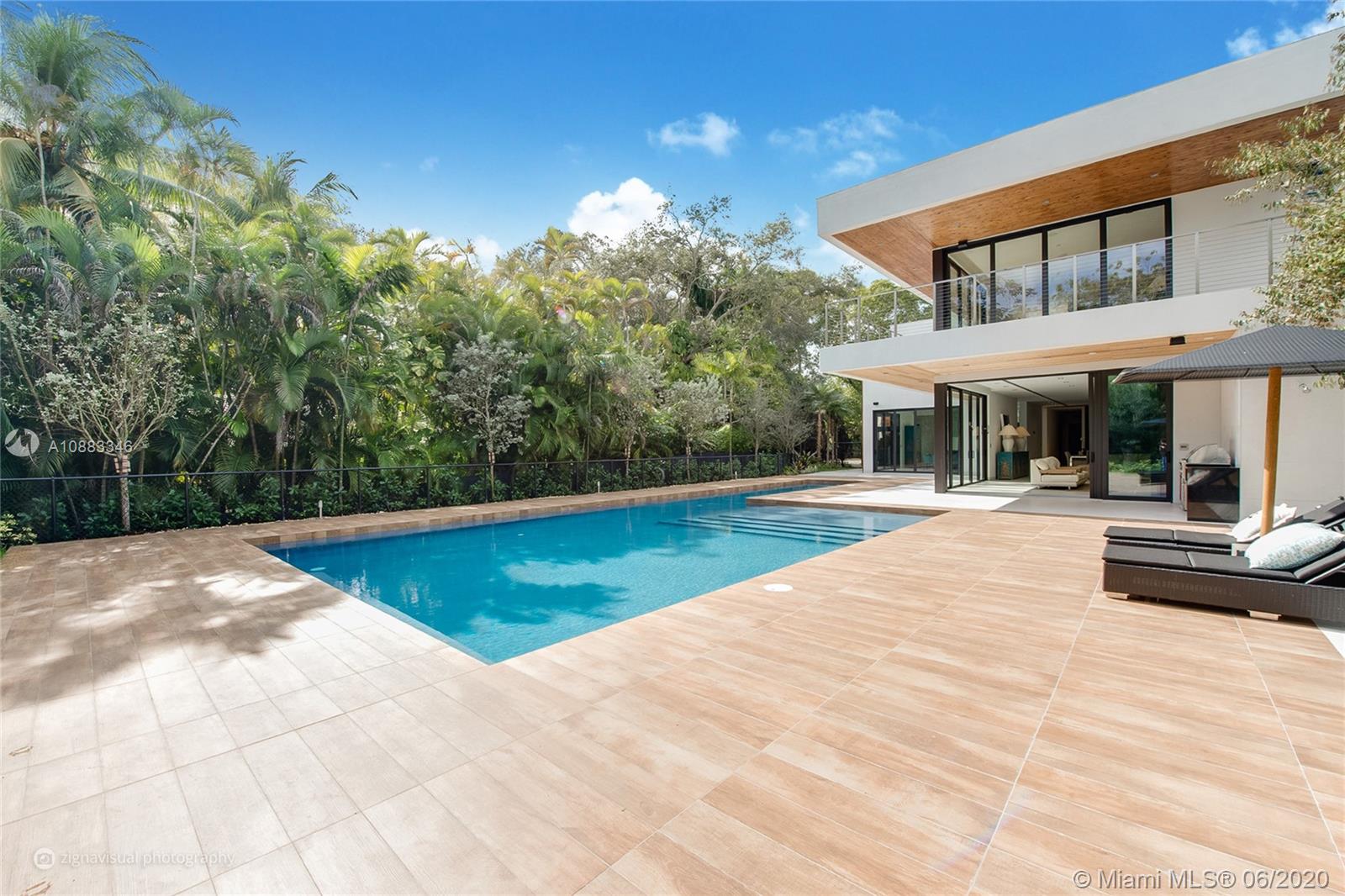 4131 SW 37th Ave Miami, FL 33133